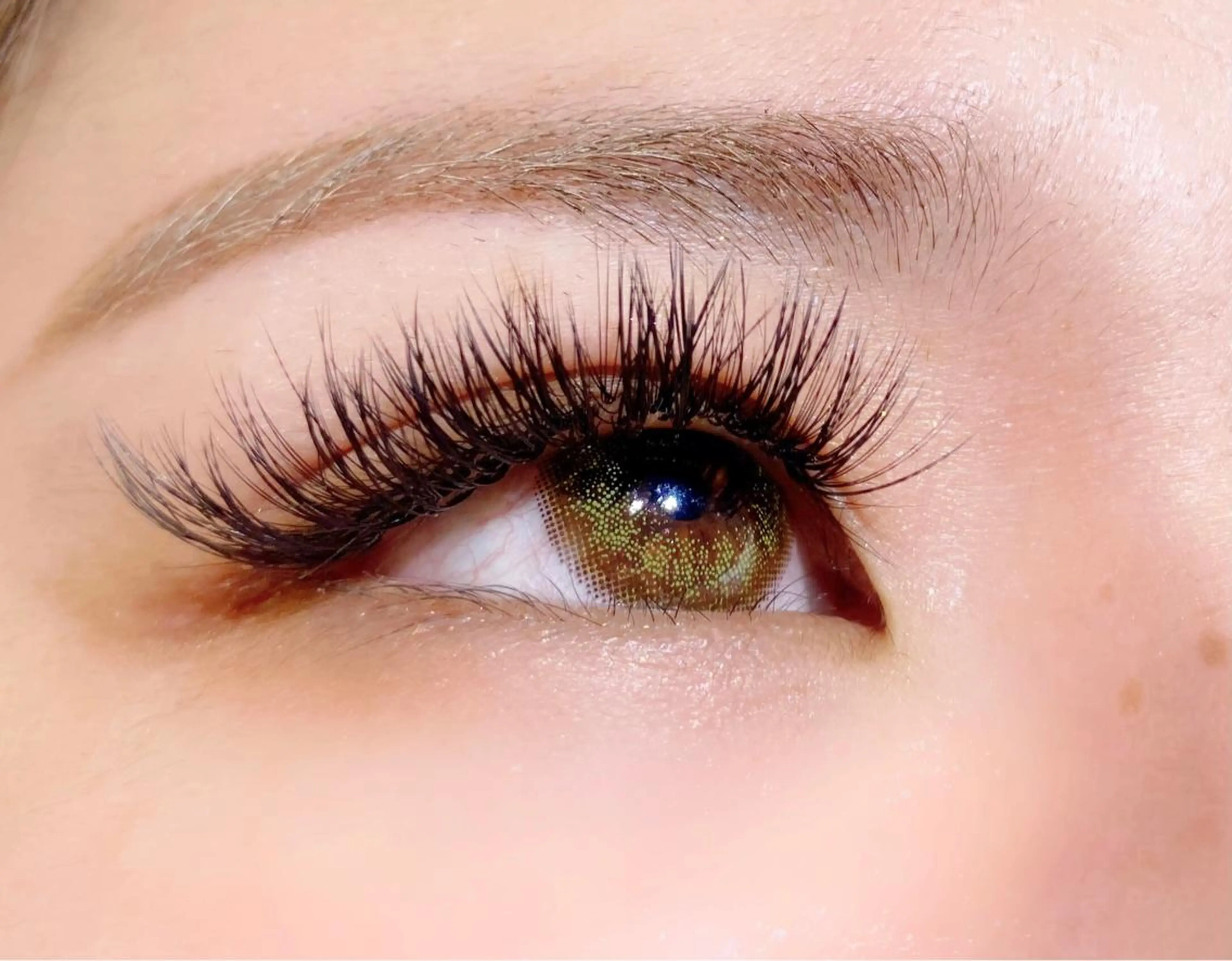 マツエク・マツパ バインドロック ボリュームラッシュ Carat Eyelash&Eyebrow 市川店所属・時田 友美のマツエク・マツパデザイン