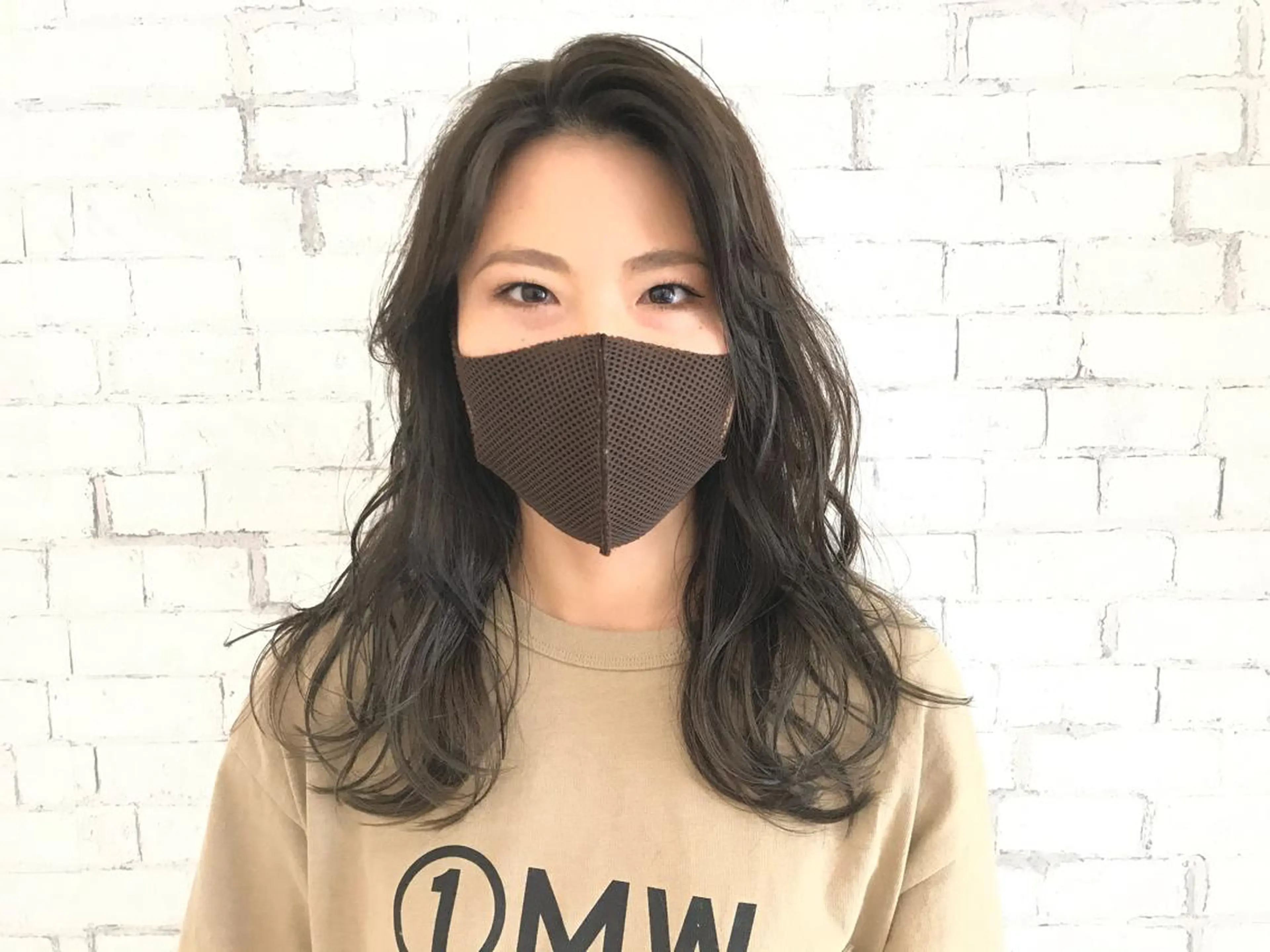 セミロング カラー グレージュ 髪質改善カラー 清利あやなのヘアスタイル