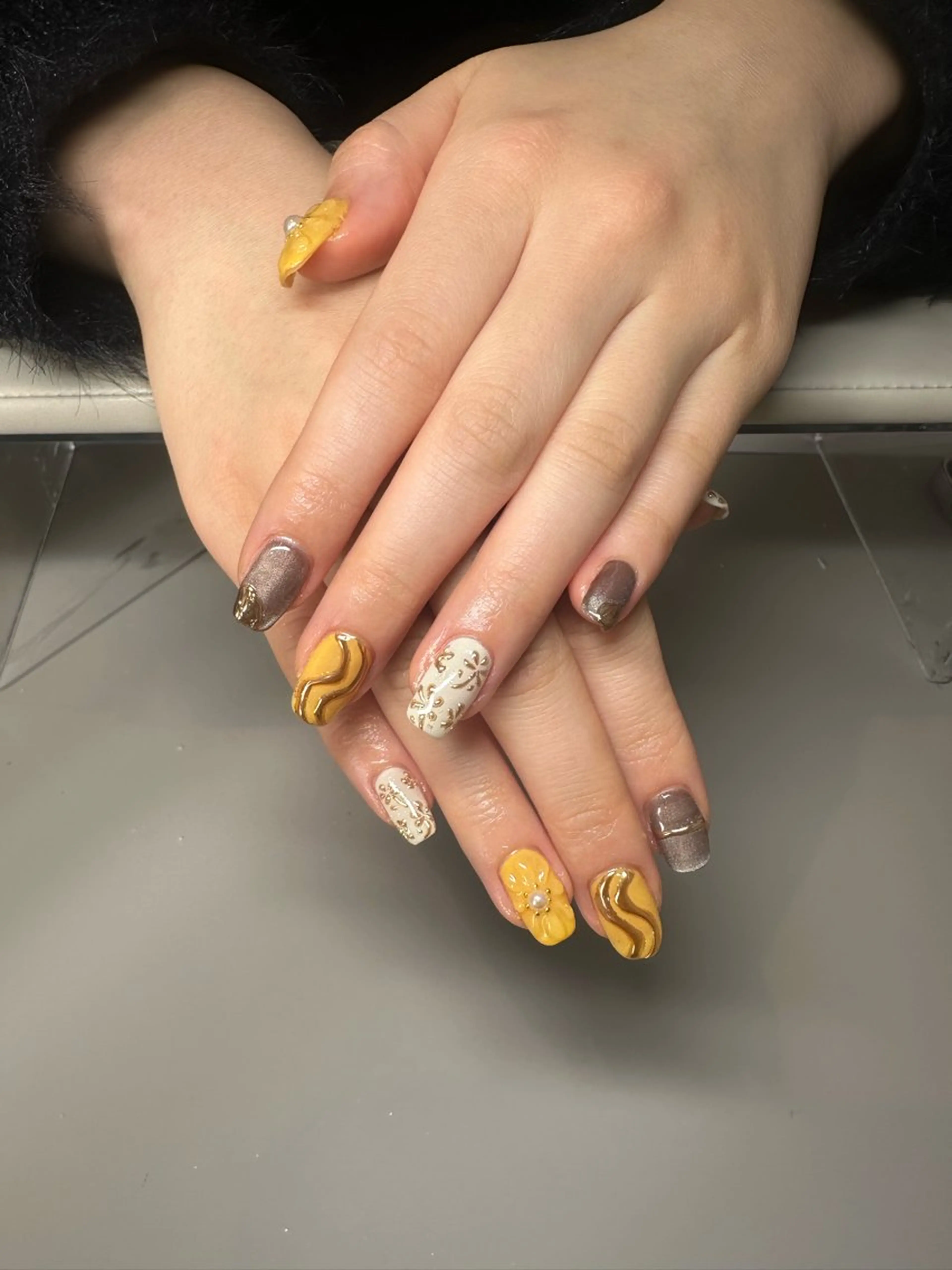 ネイル クレセントアイ MIUのネイルデザイン