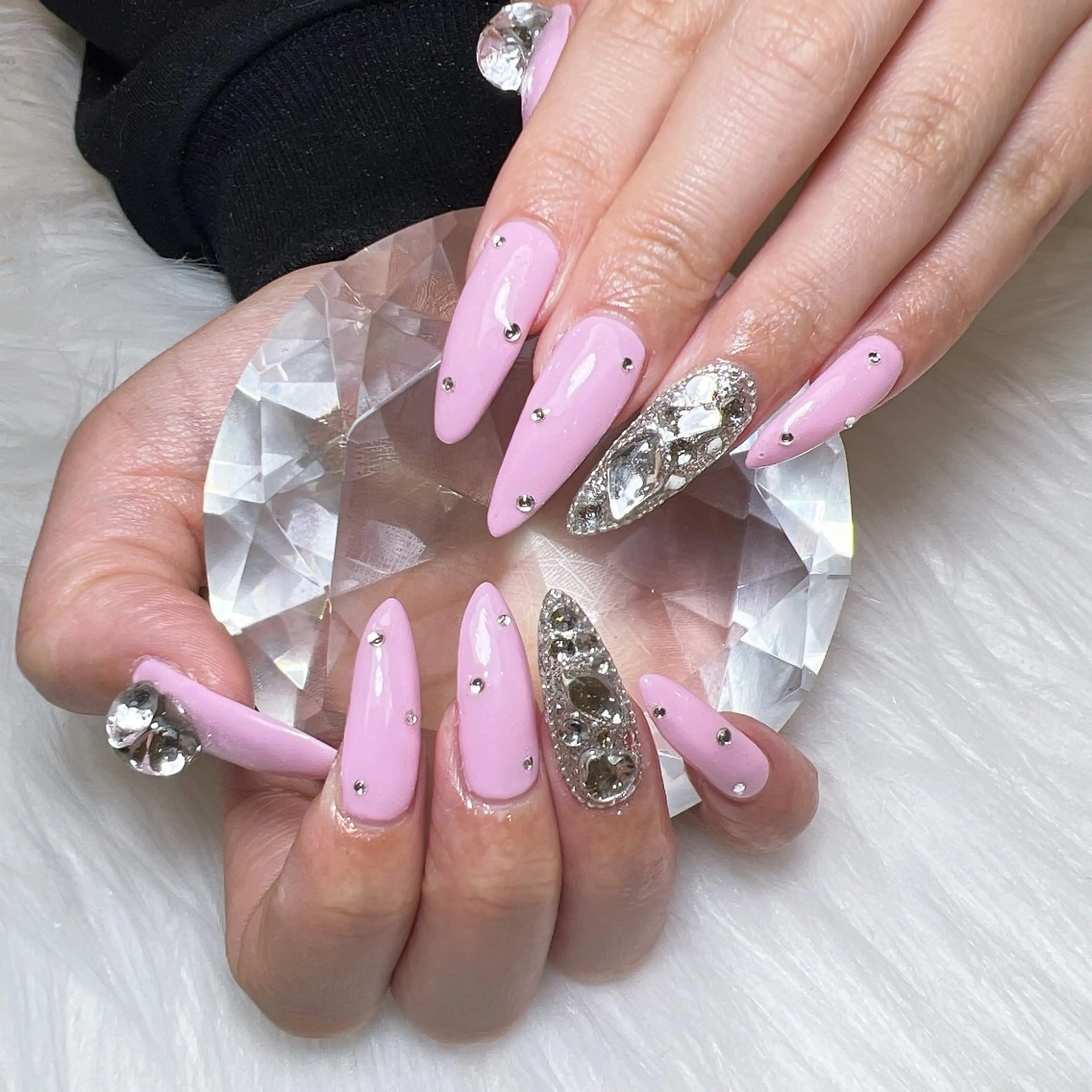 ネイル ワンカラーネイル ハンドネイル lifra Hinaのネイルデザイン