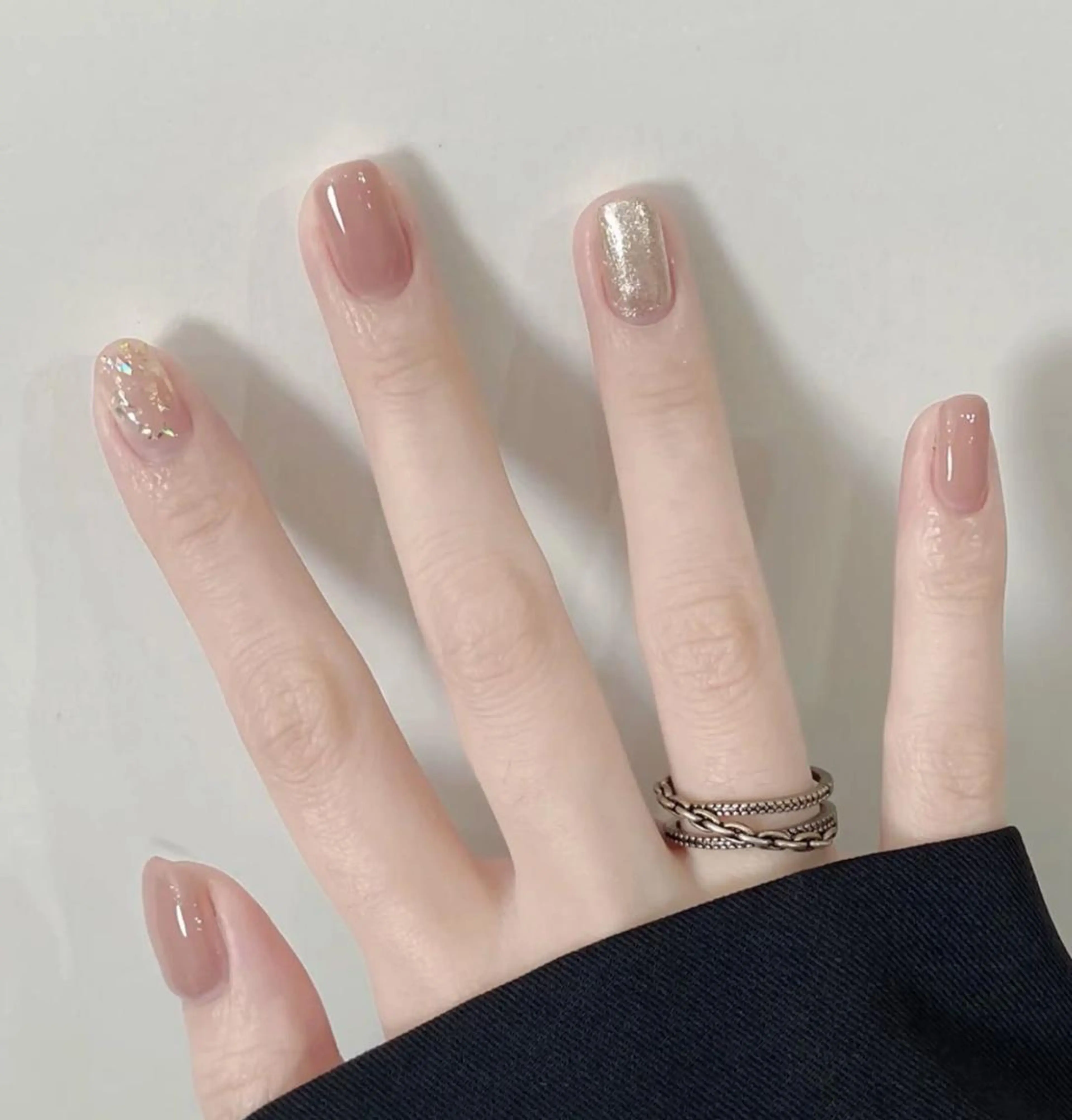 ネイル シンプルネイル Queens みなみのネイルデザイン