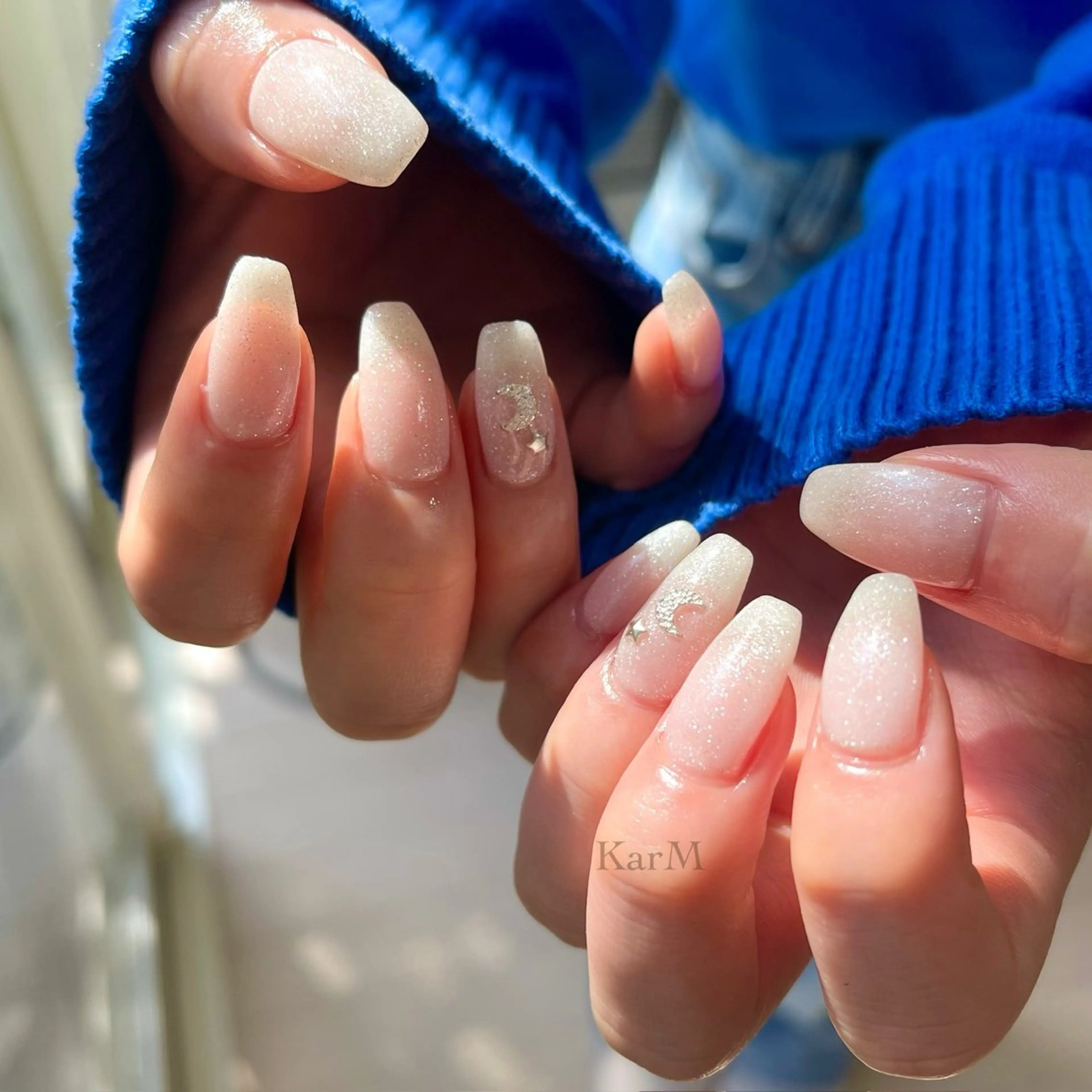 ネイル オーロラネイル チークネイル フレンチネイル 韓国ネイル ラメ(グリッター) ハンドネイル ogino karinのネイルデザイン