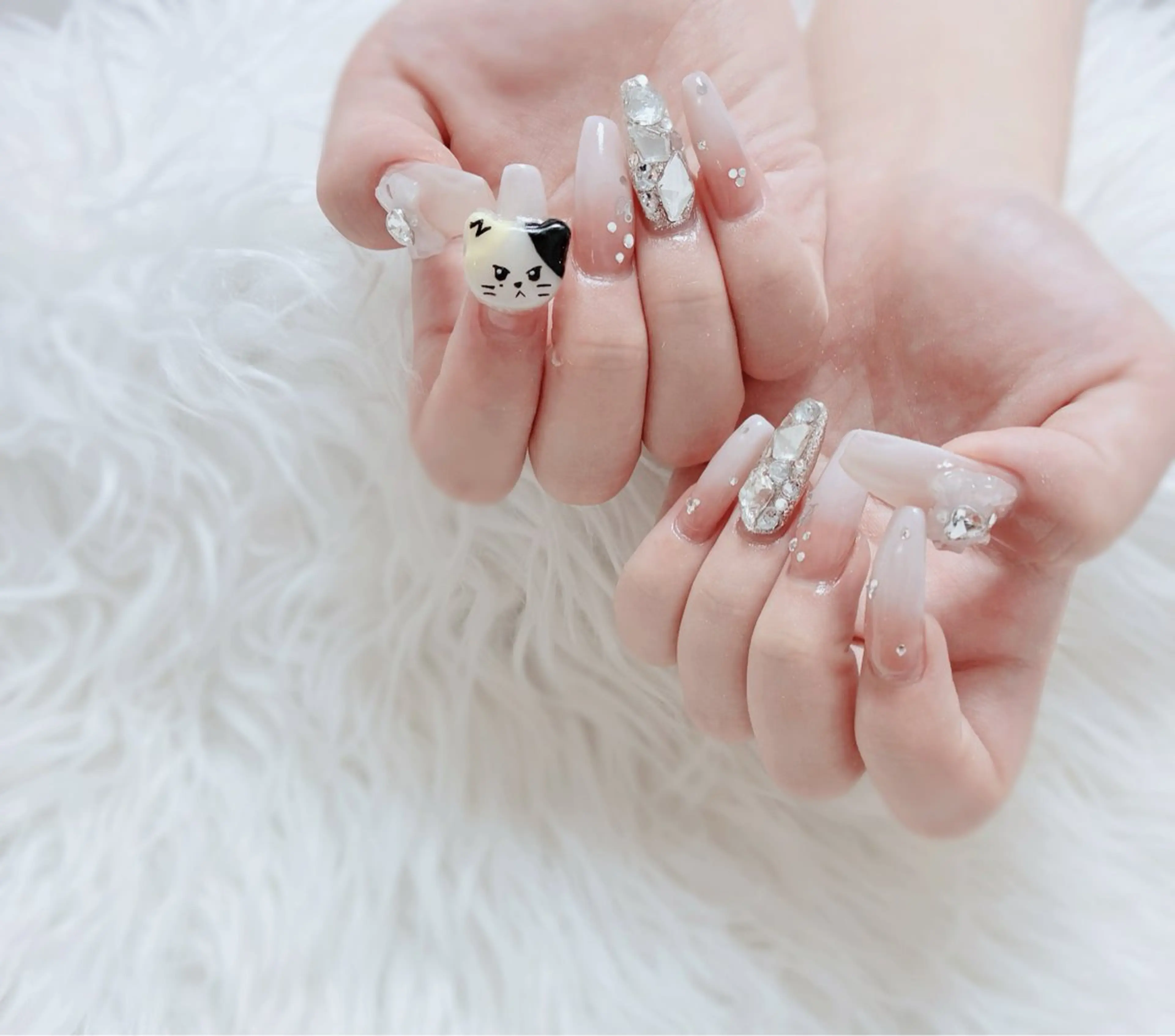 ネイル ESPOIR Ｎのネイルデザイン