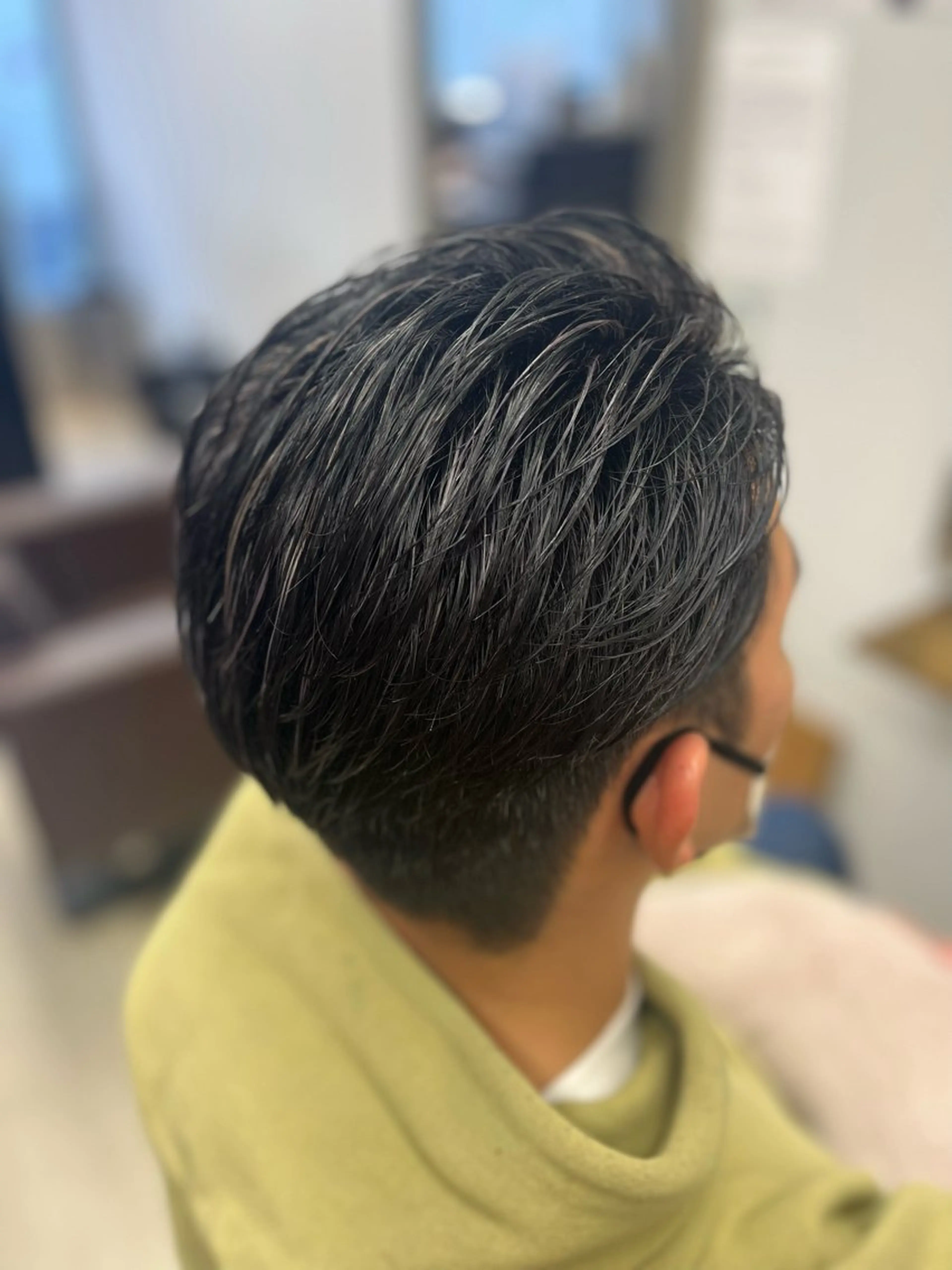 ショート メンズ メンズハイライト ハイライト ヘアカラー Crescere所属・小島 凜のヘアスタイル