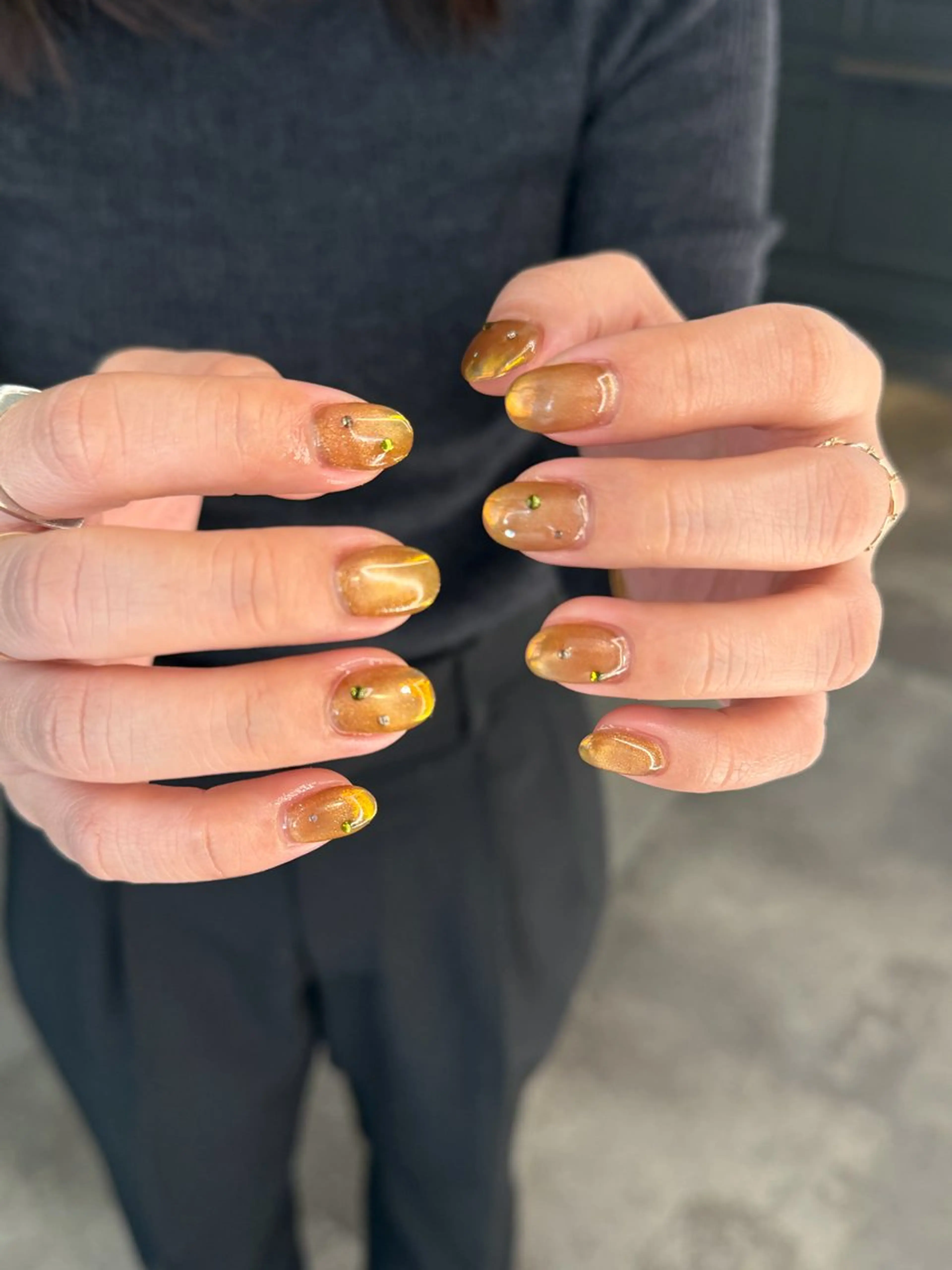 ネイル マグネットネイル natsumi .のネイルデザイン