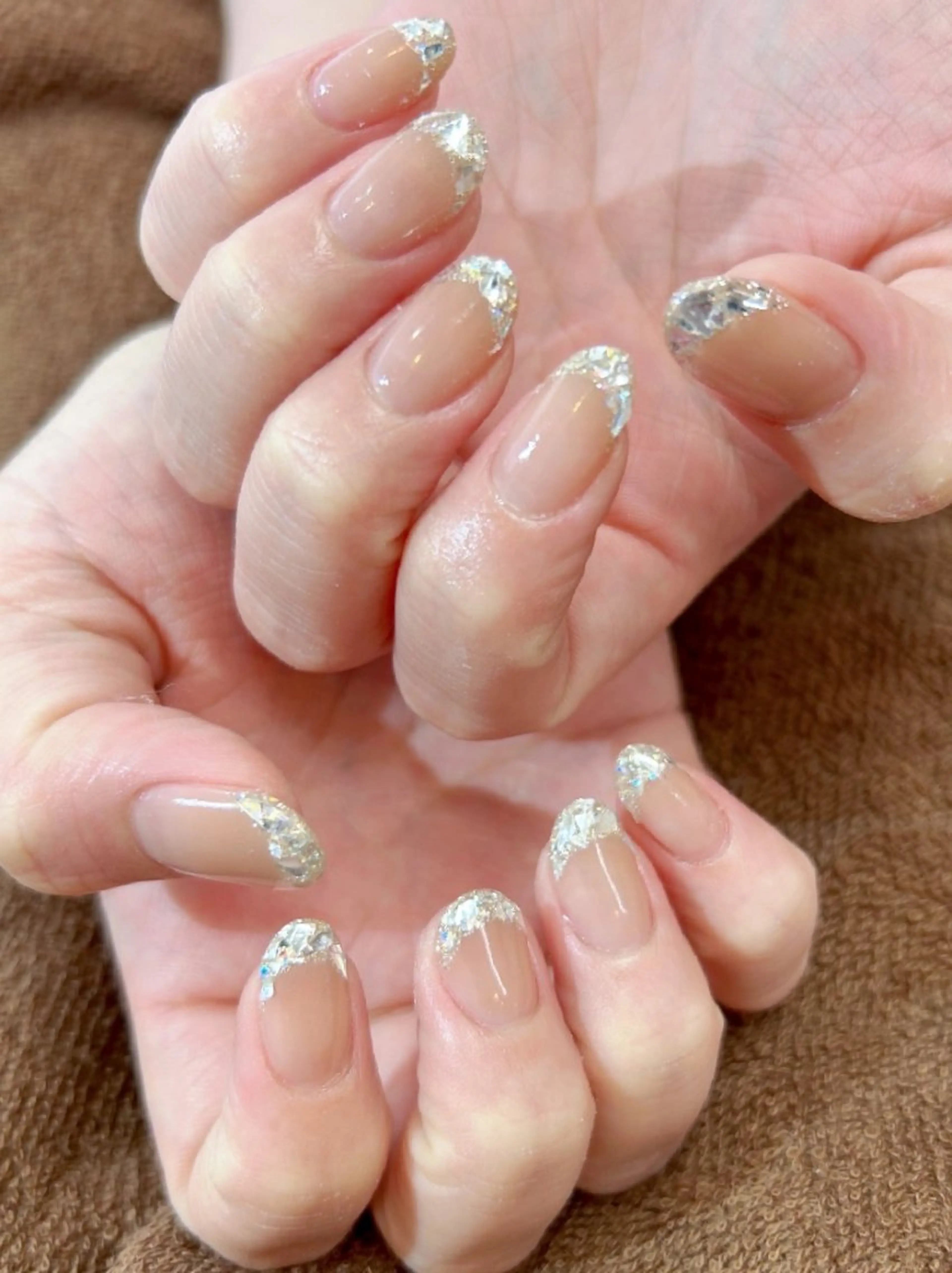 ネイル フレンチネイル ガラスフレンチ キラキラネイル ハンドネイル ハンドケア 心斎橋Salon Epokkuのネイルデザイン