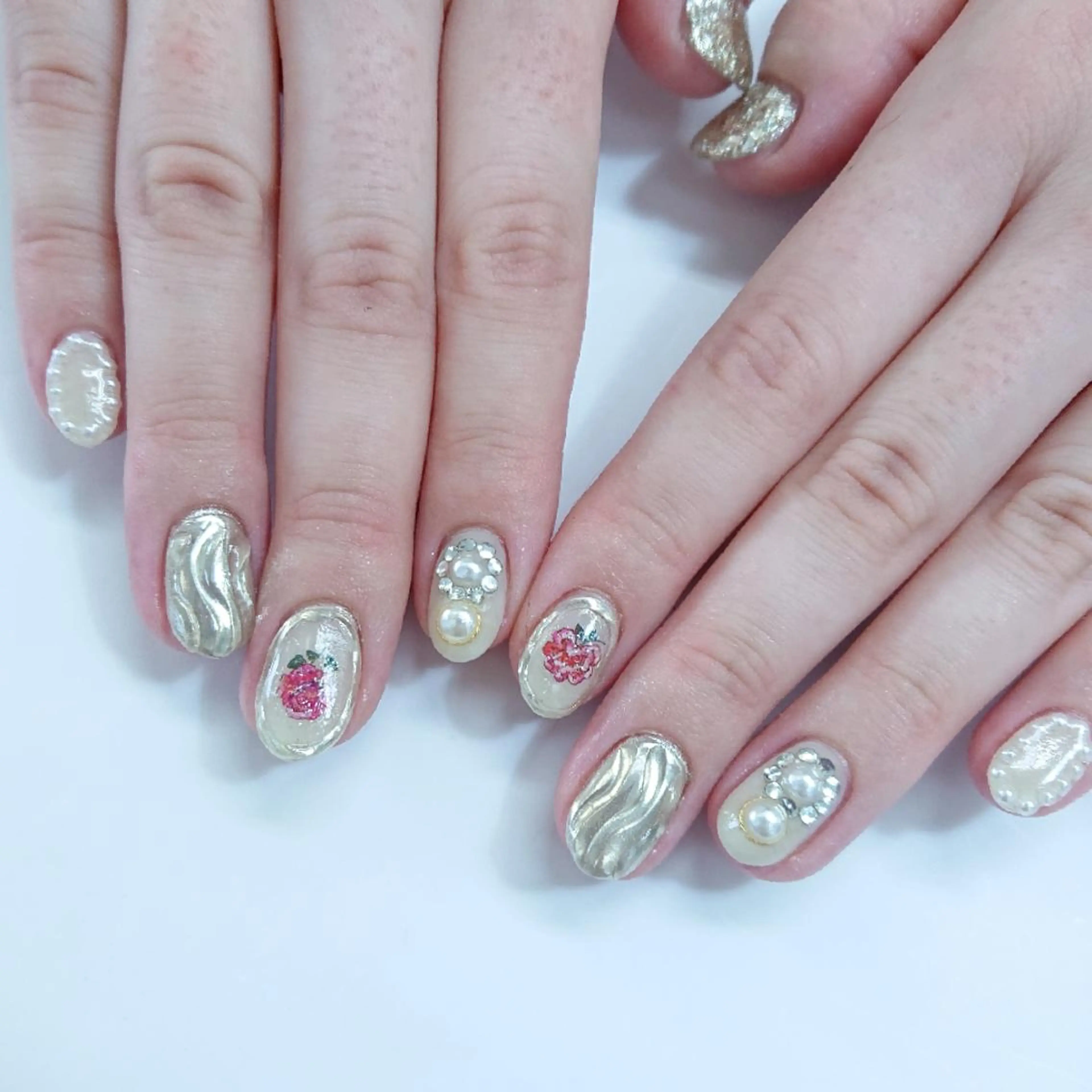 ネイル 持ち込み ハンドネイル Coco Girlsのネイルデザイン