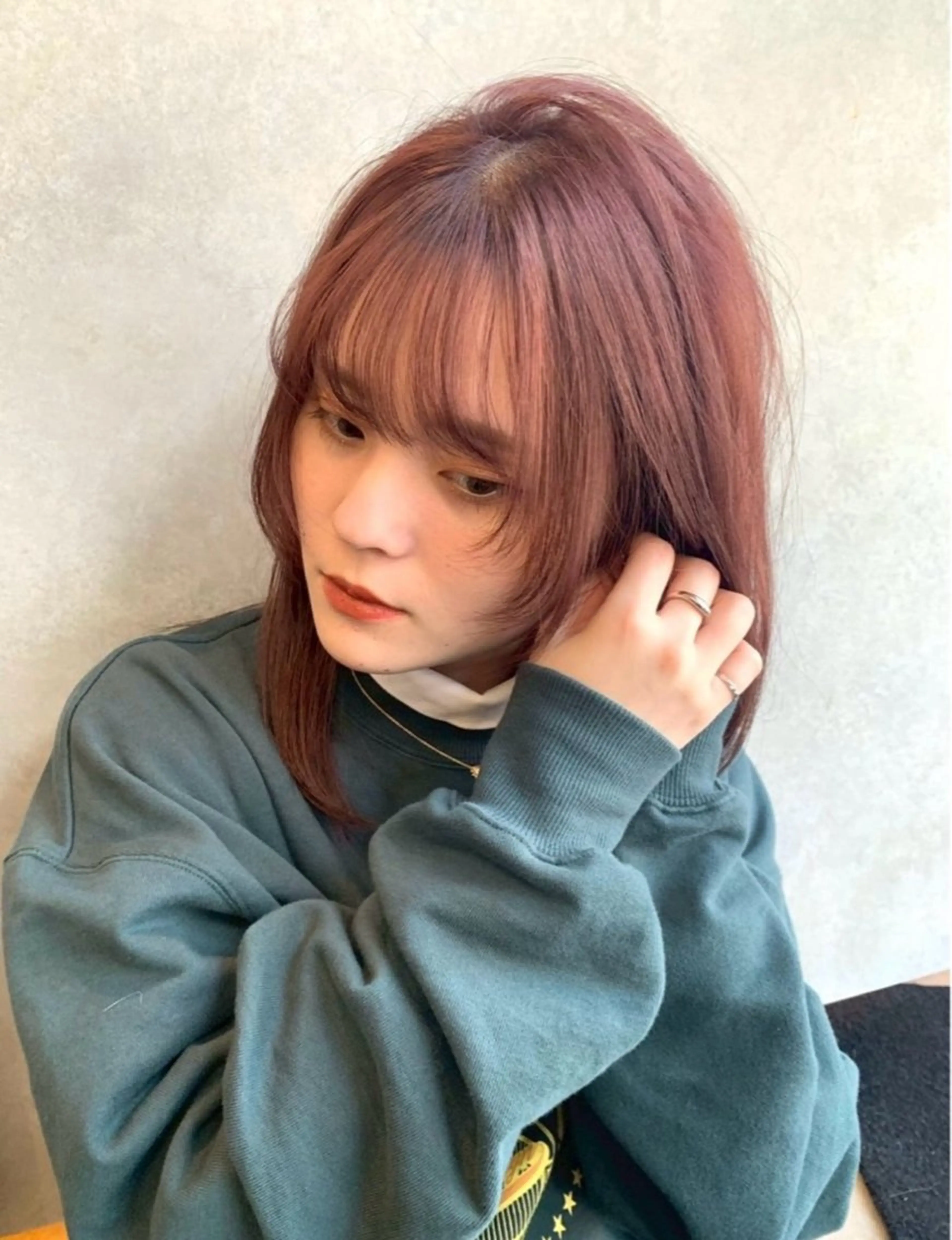 カラー ヘアカラー トリートメント 博多ブリーチ× 透明感/縮毛矯正のヘアスタイル