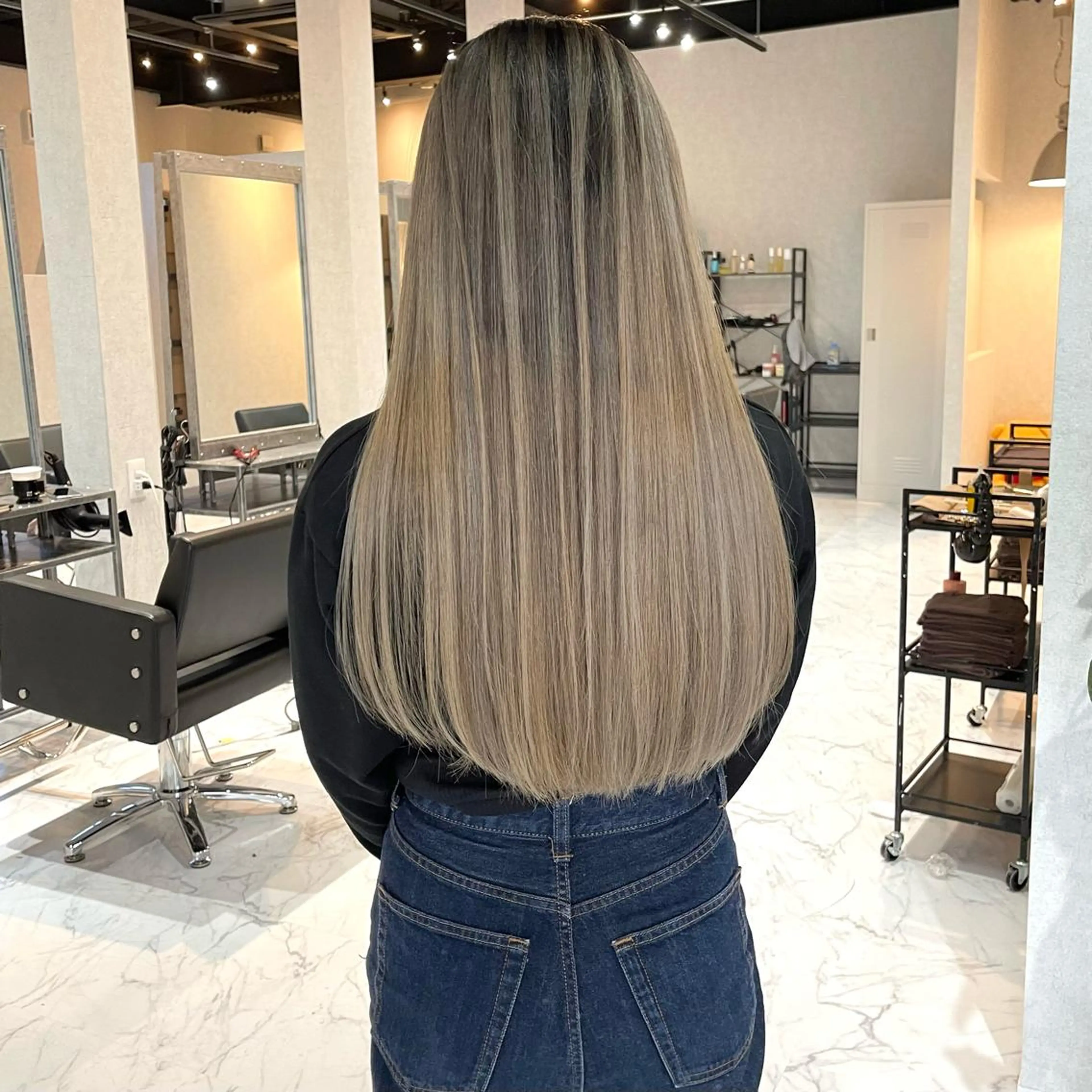 ロング カラー バレイヤージュ デザインカラー ハイライトカラー 外国人風カラー ハイライト アンドウ ユウ/ レイヤーカット/韓国のヘアスタイル