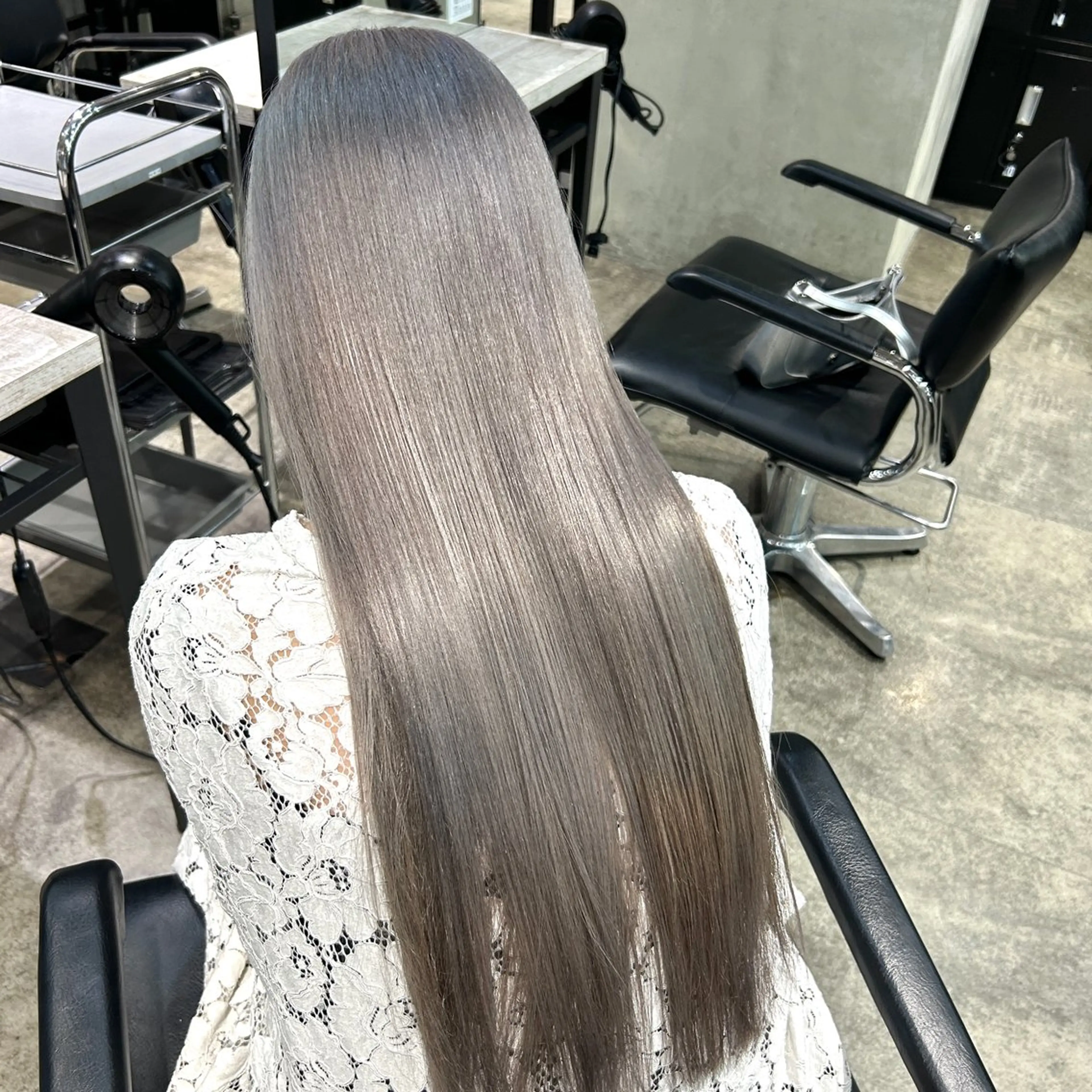 ロング カラー ヘアカラー ✨うる艶/ブリーチ✨ 𝓡𝒖𝓷𝐚💋のヘアスタイル