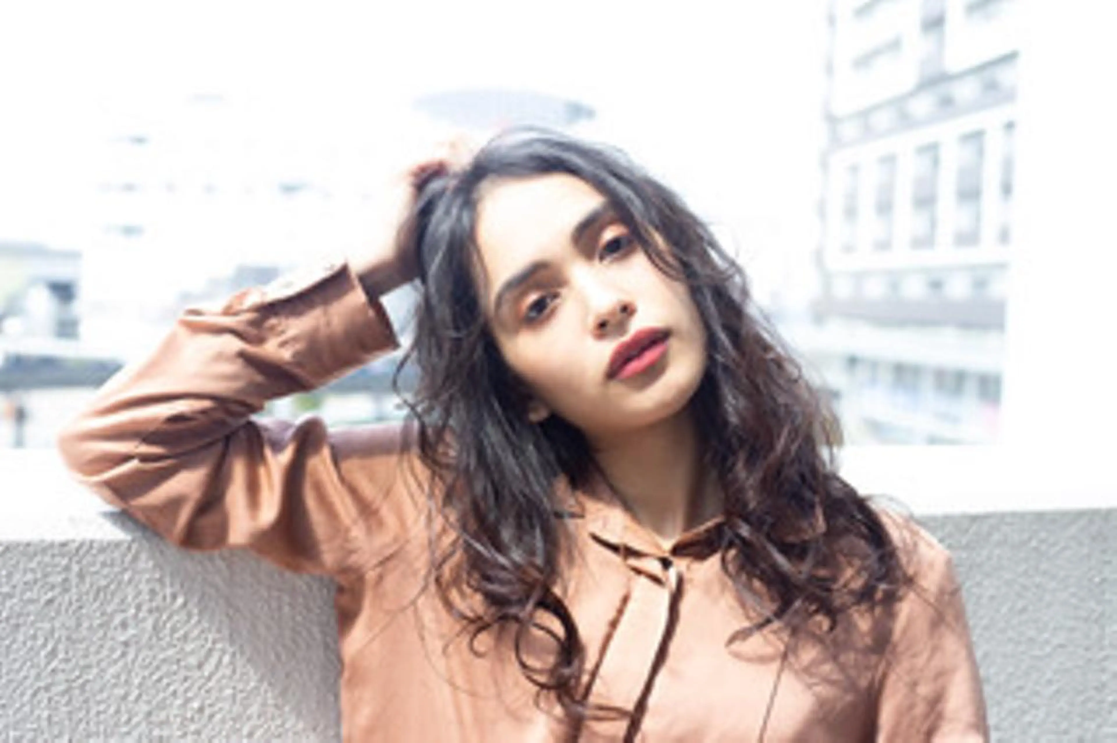 ロング 岸川 恭子のヘアスタイル