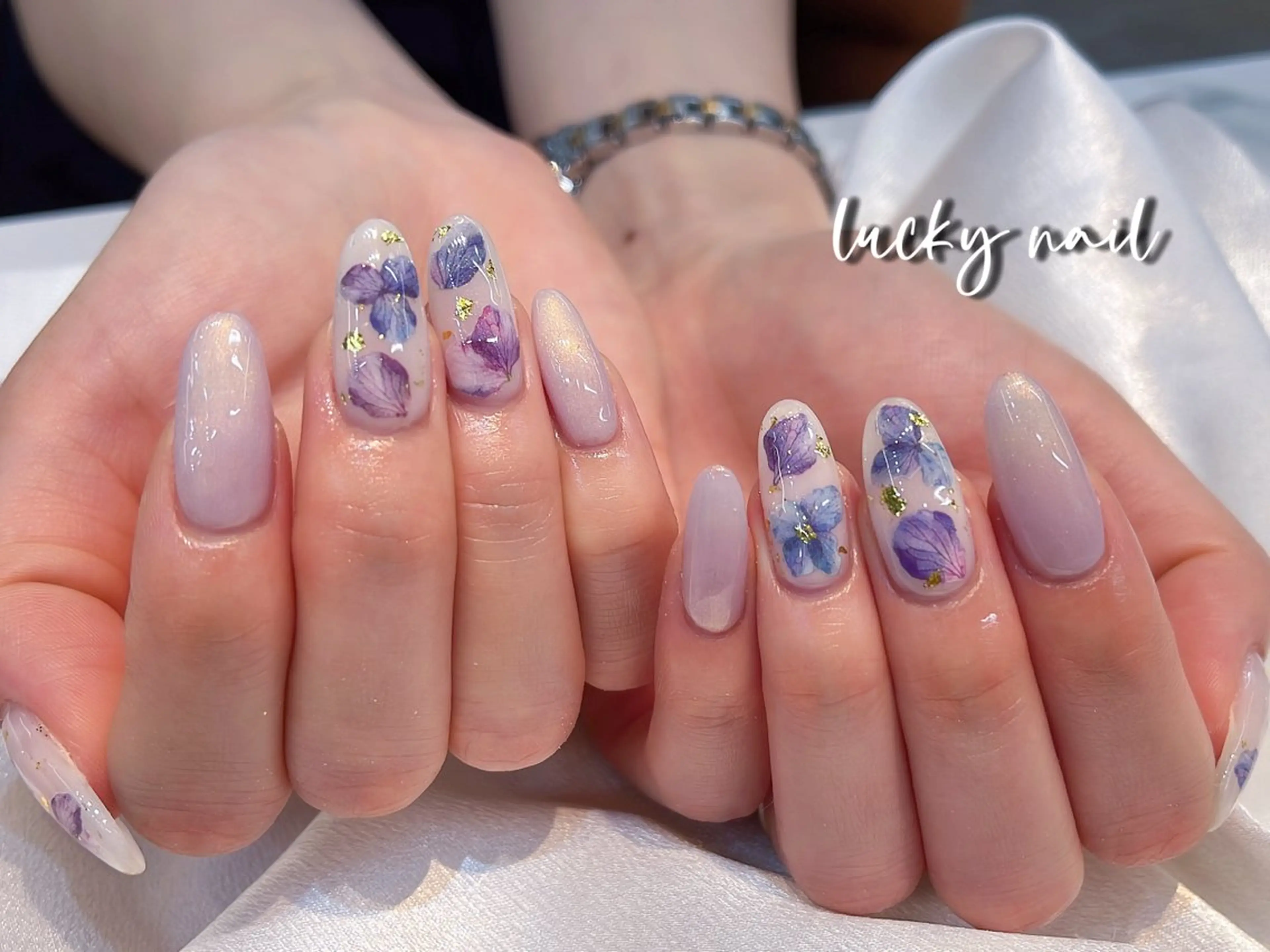 ネイル アートネイル チークネイル 長さ出し フットネイル ジェルネイル ハンドネイル ハンドケア ラッキーネイルサロン 西川口東口店のネイルデザイン