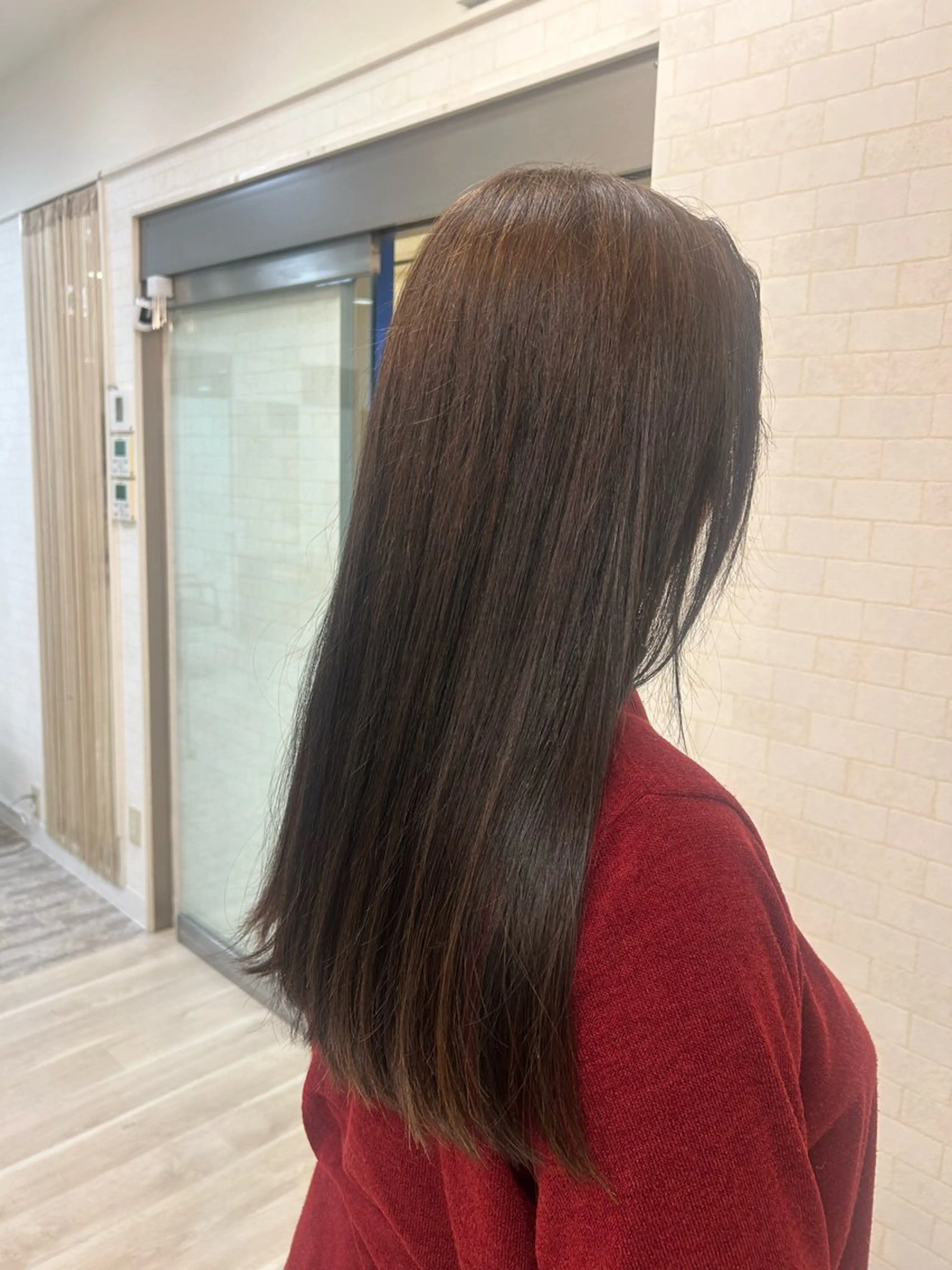 セミロング カラー カット ヘアカラー 瀧 葉月のマツエク・マツパデザイン