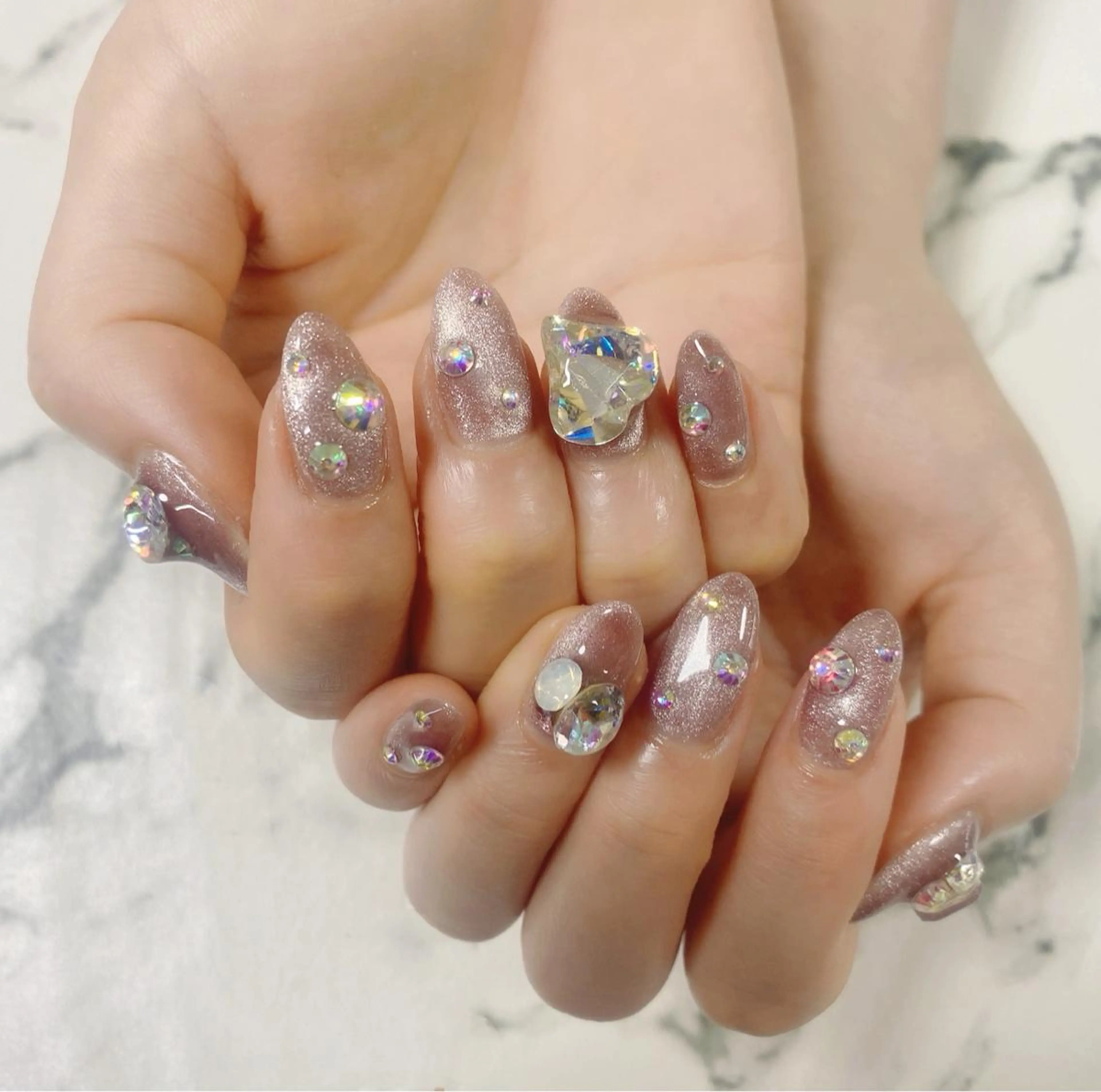ロング カラー ネイル Q Free nailsのネイルデザイン