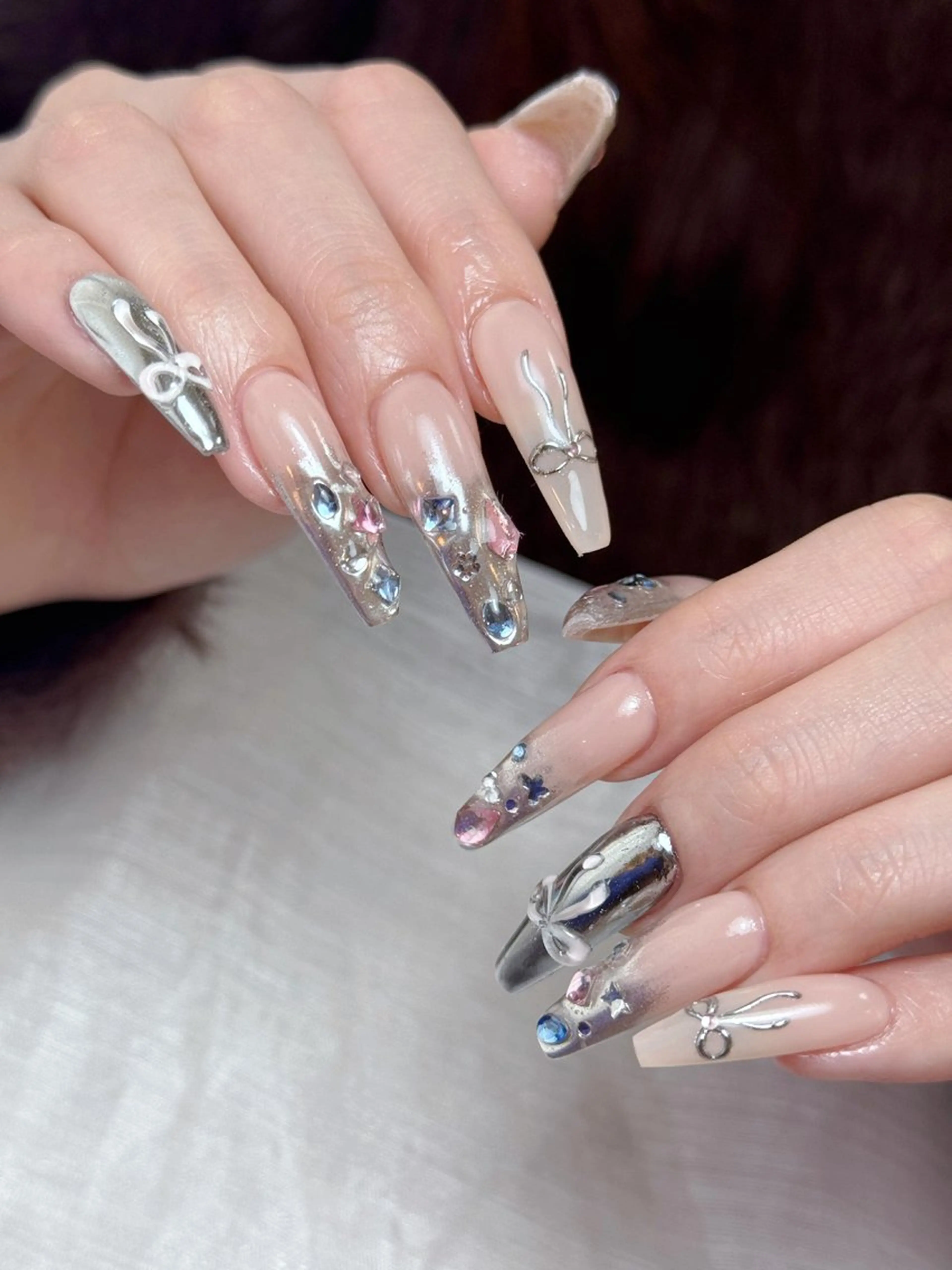 ネイル アートネイル 成人式 ジェルネイル ニュアンスネイル 夏ネイル ハンドネイル Jenn Nail Salonのネイルデザイン