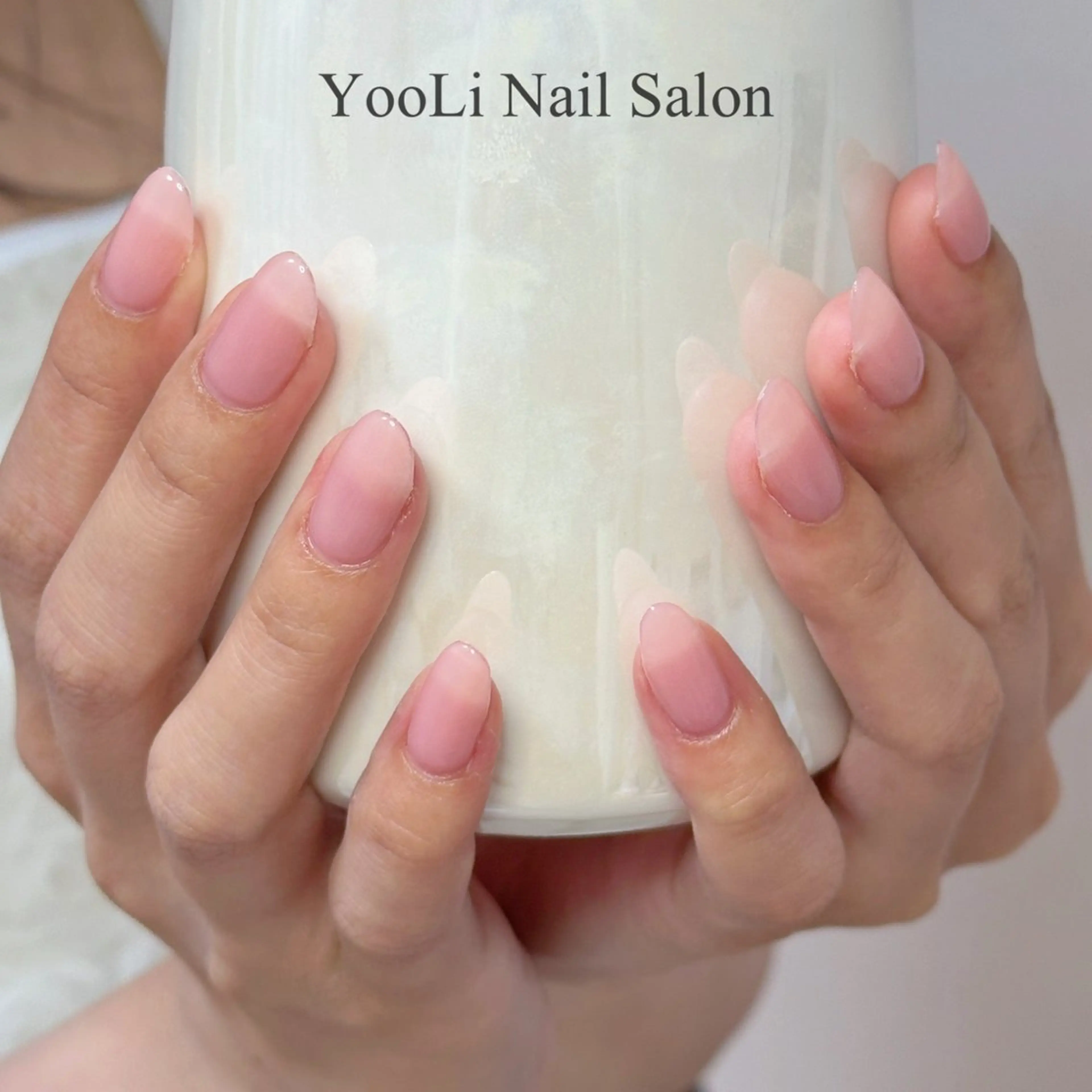 ネイル オーロラネイル チークネイル フレンチネイル ガラスフレンチ グラデーション 🎀 あやのネイルデザイン