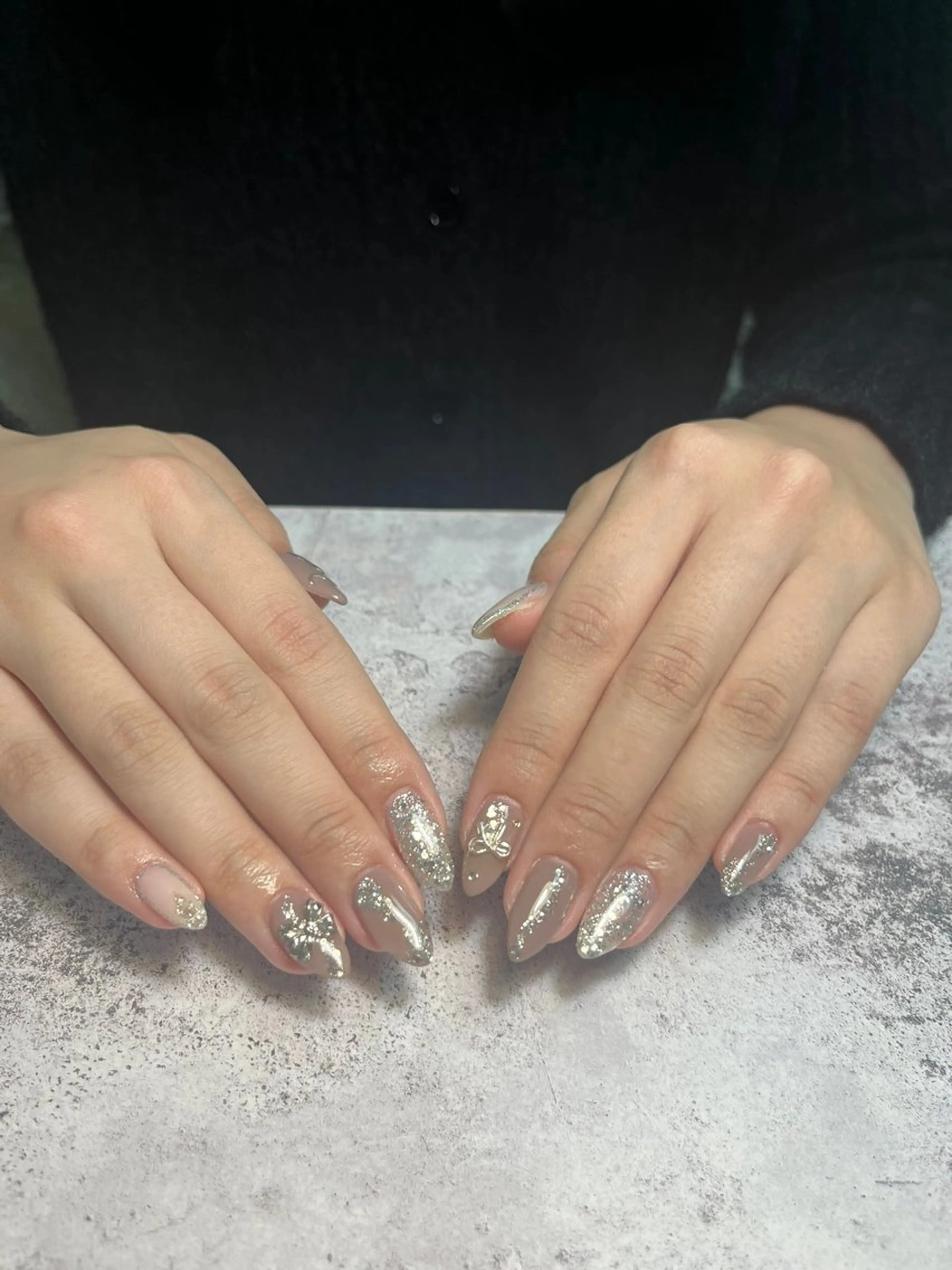 ネイル アートネイル オフィスネイル リボン 春ネイル ハンドネイル 🩵atelier- 01 優奈🩵のネイルデザイン