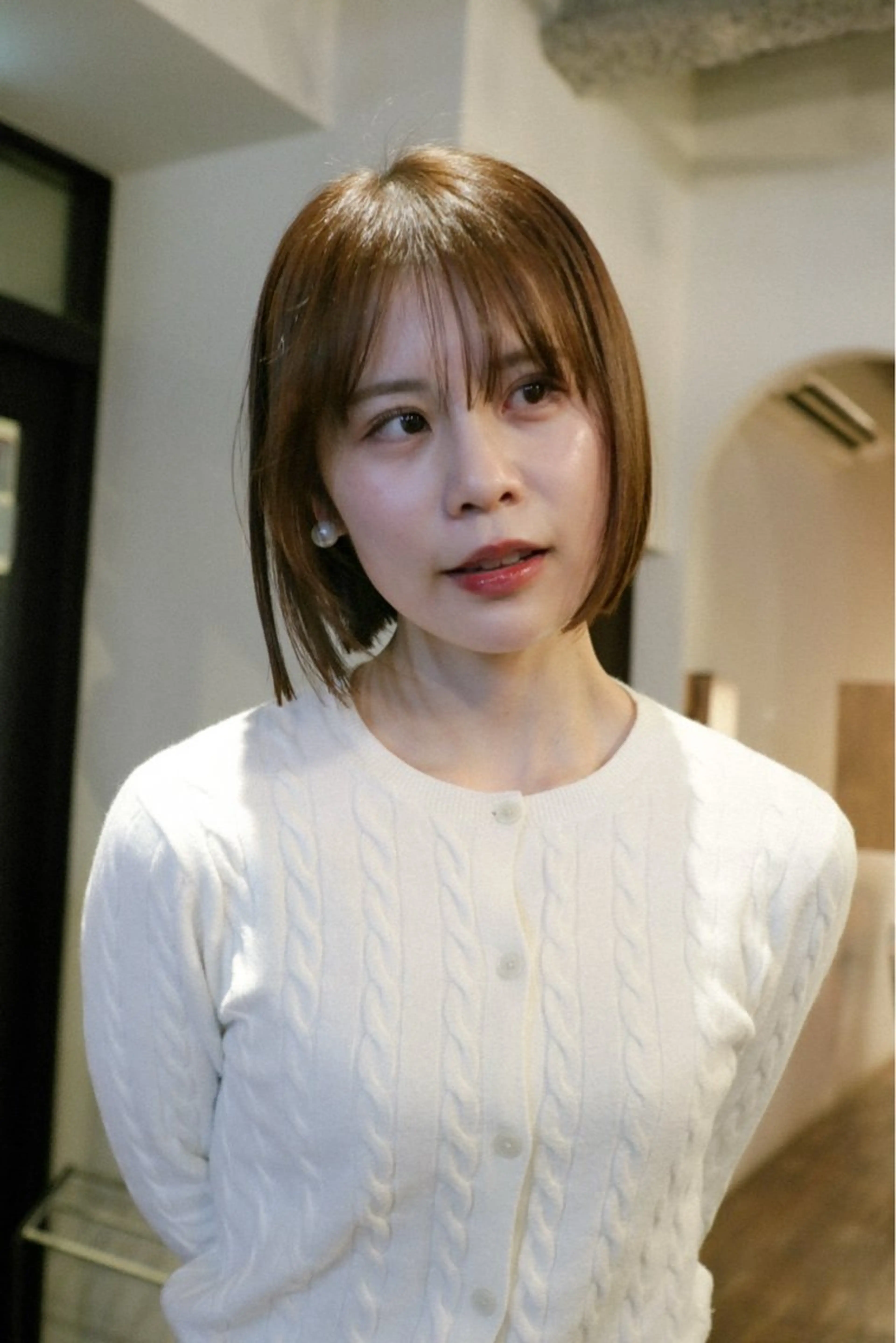 ショート ウシロダ メグミのヘアスタイル