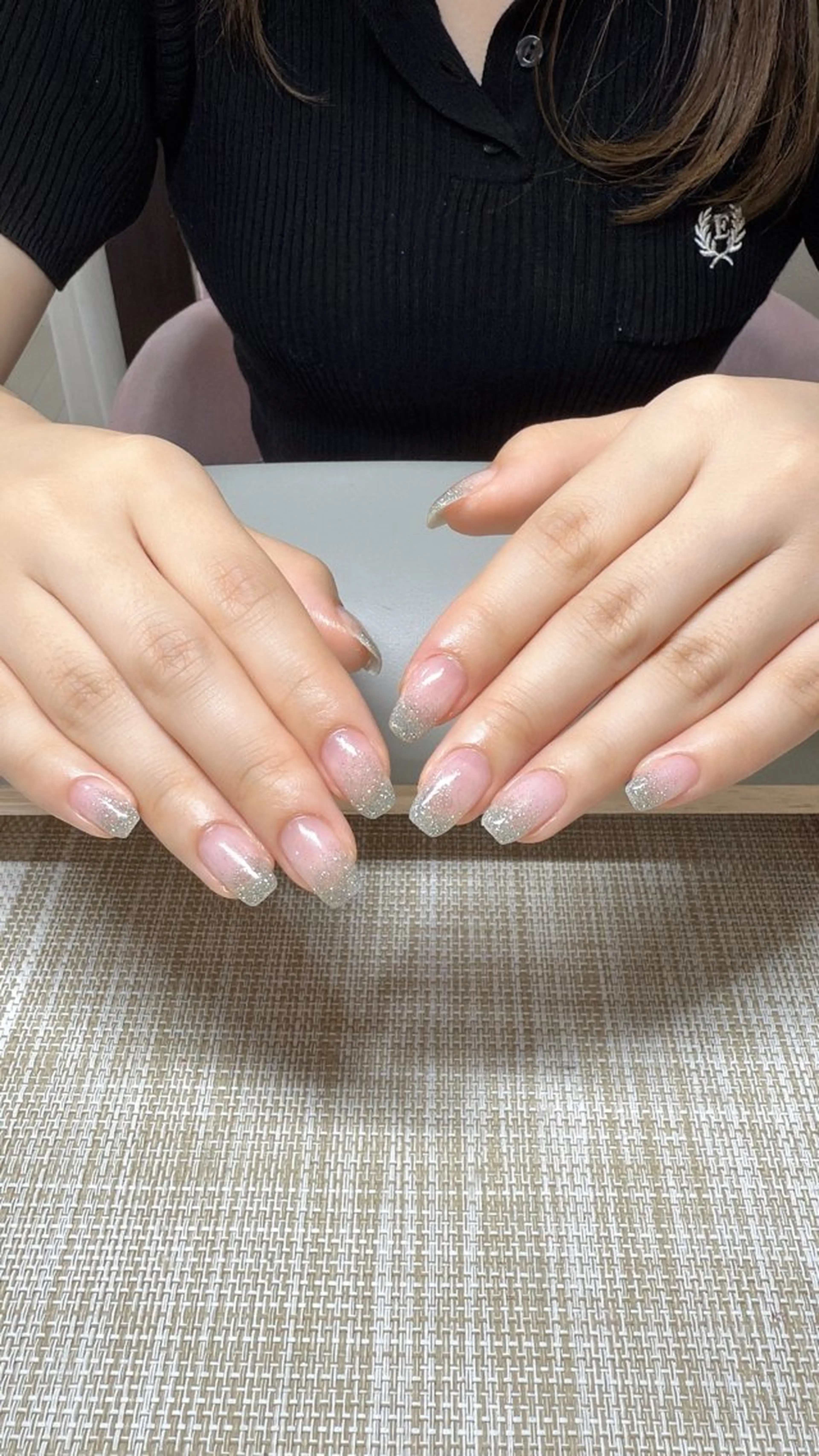 ネイル アートネイル オーロラネイル チークネイル フレンチネイル ガラスフレンチ ハンドネイル 🎀セ リ🎀のネイルデザイン