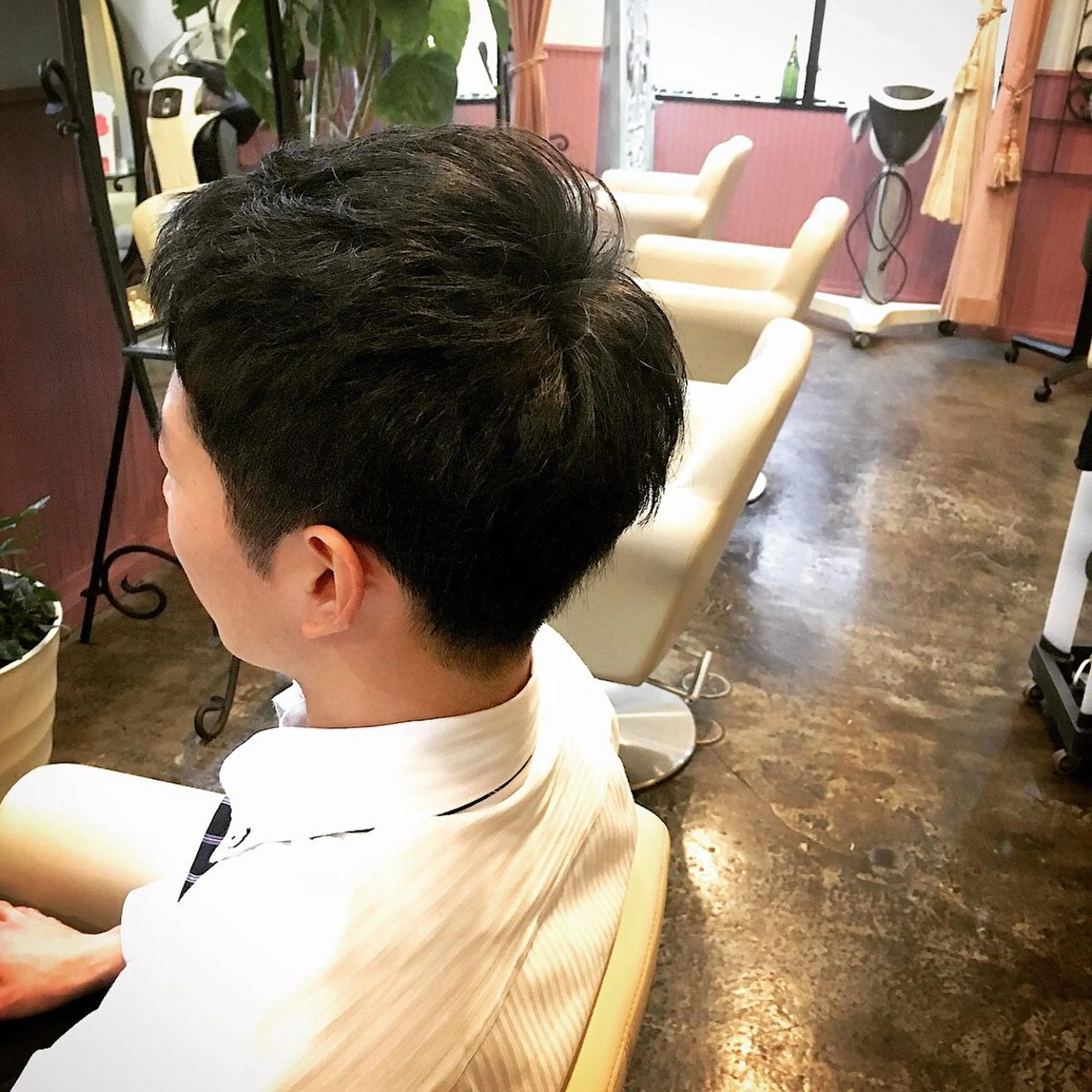 ショート カラー パーマ メンズ 表参道Lise おおいしおりのヘアスタイル