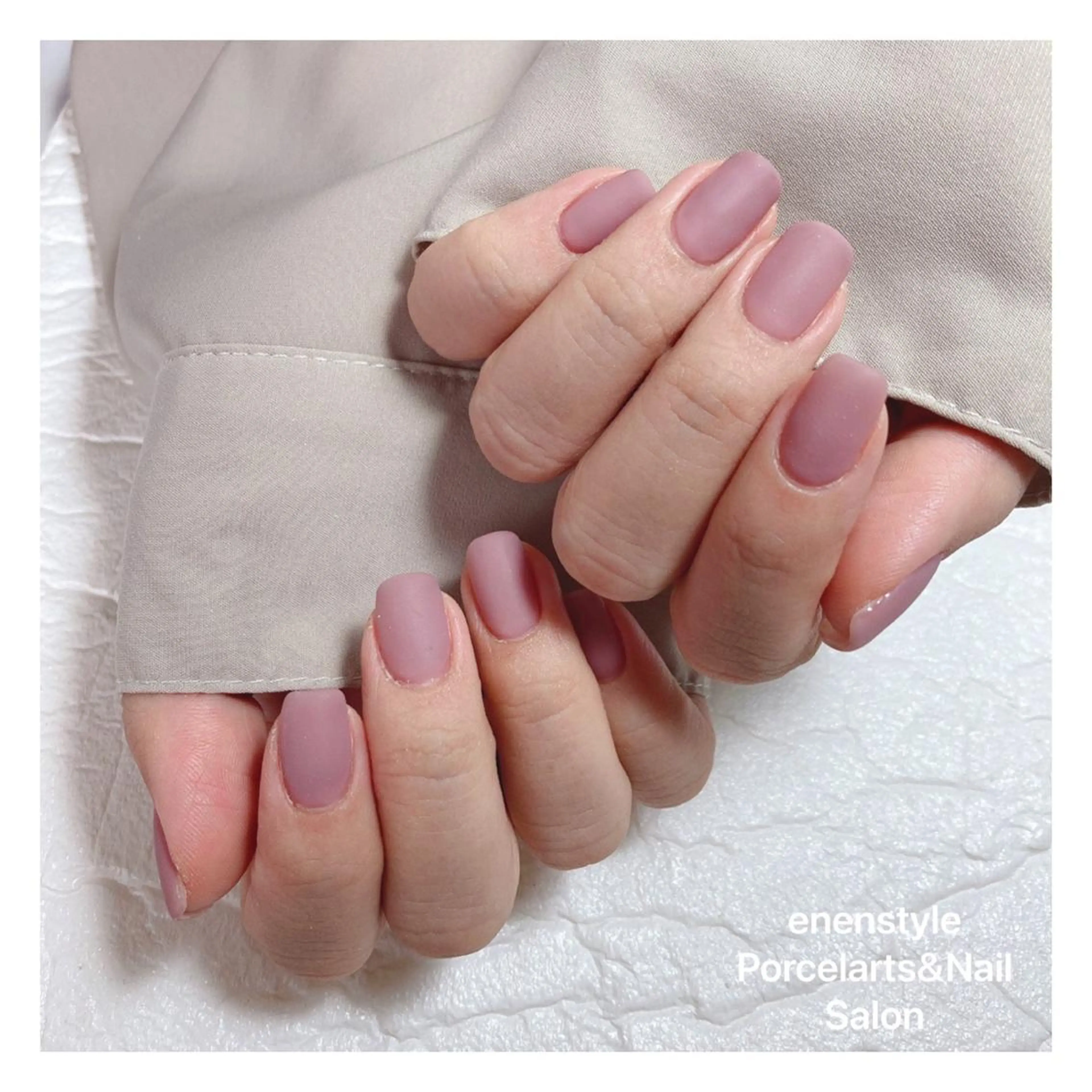 ミディアム ネイル 👑enen style👑のネイルデザイン