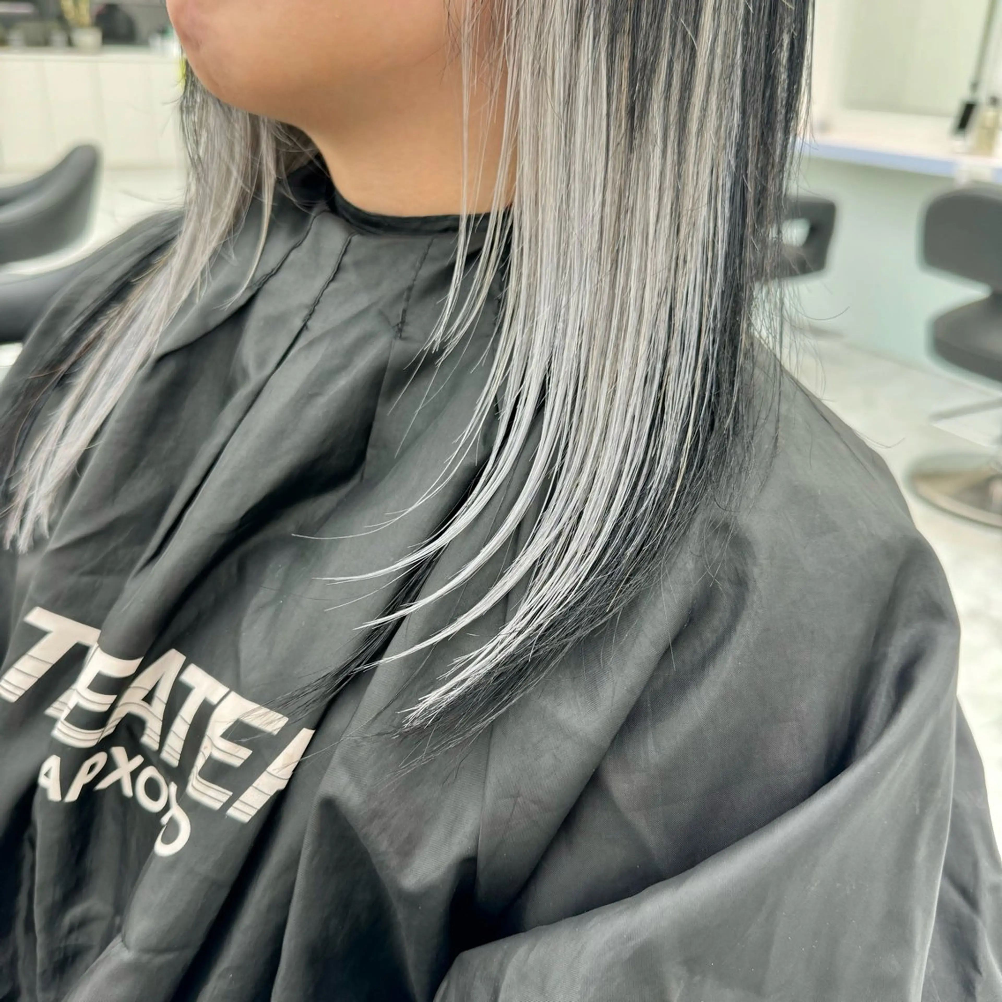 ミディアム カラー ヘアカラー トリートメント ヘッドスパ ヘアセット 韓国スタイル🇰🇷 トレンドレイヤー🪡のヘアスタイル