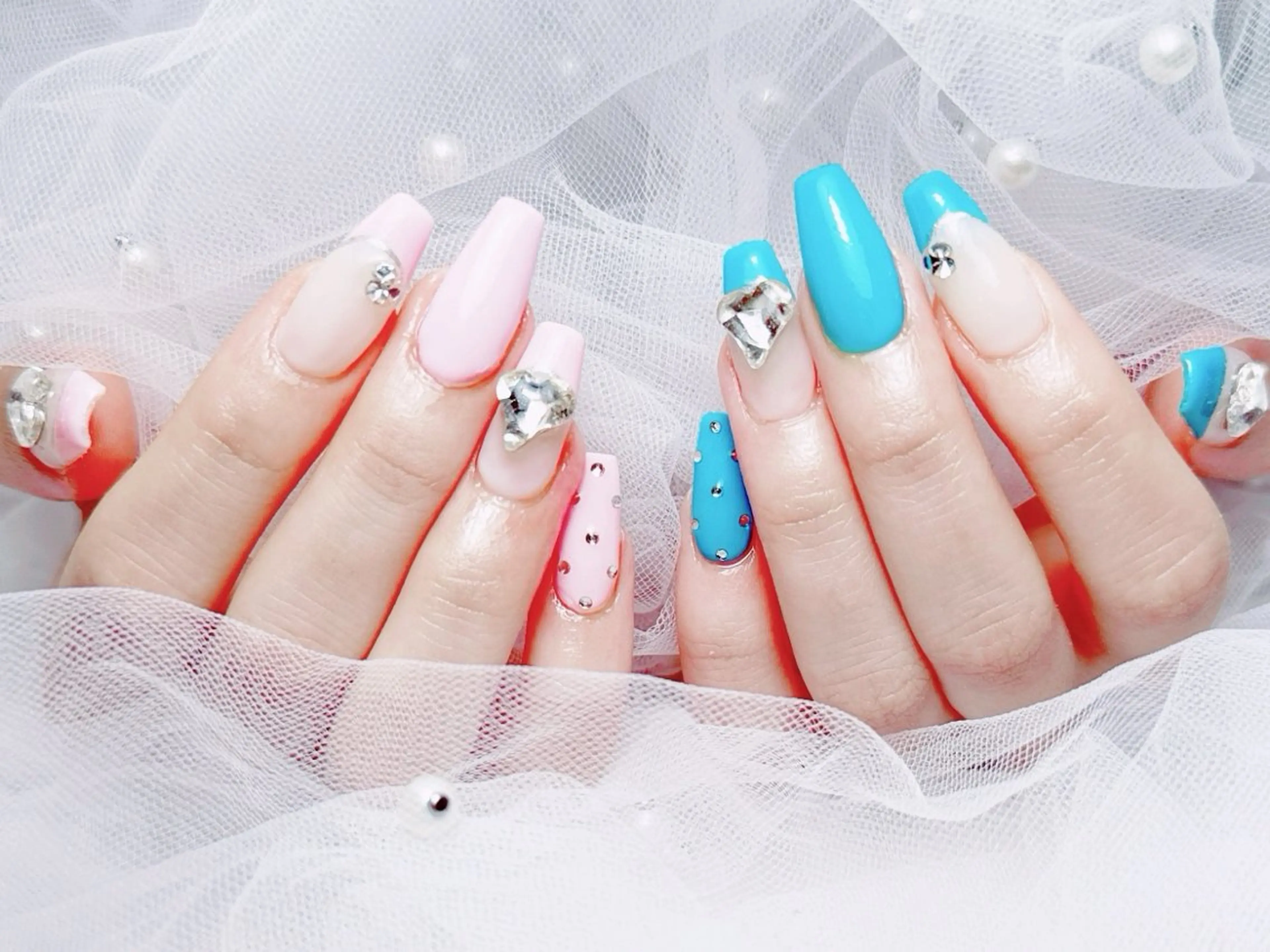 ネイル フレンチネイル ジェルネイル ハート 韓国ネイル マグネットネイル ネイルサロン lotusのネイルデザイン