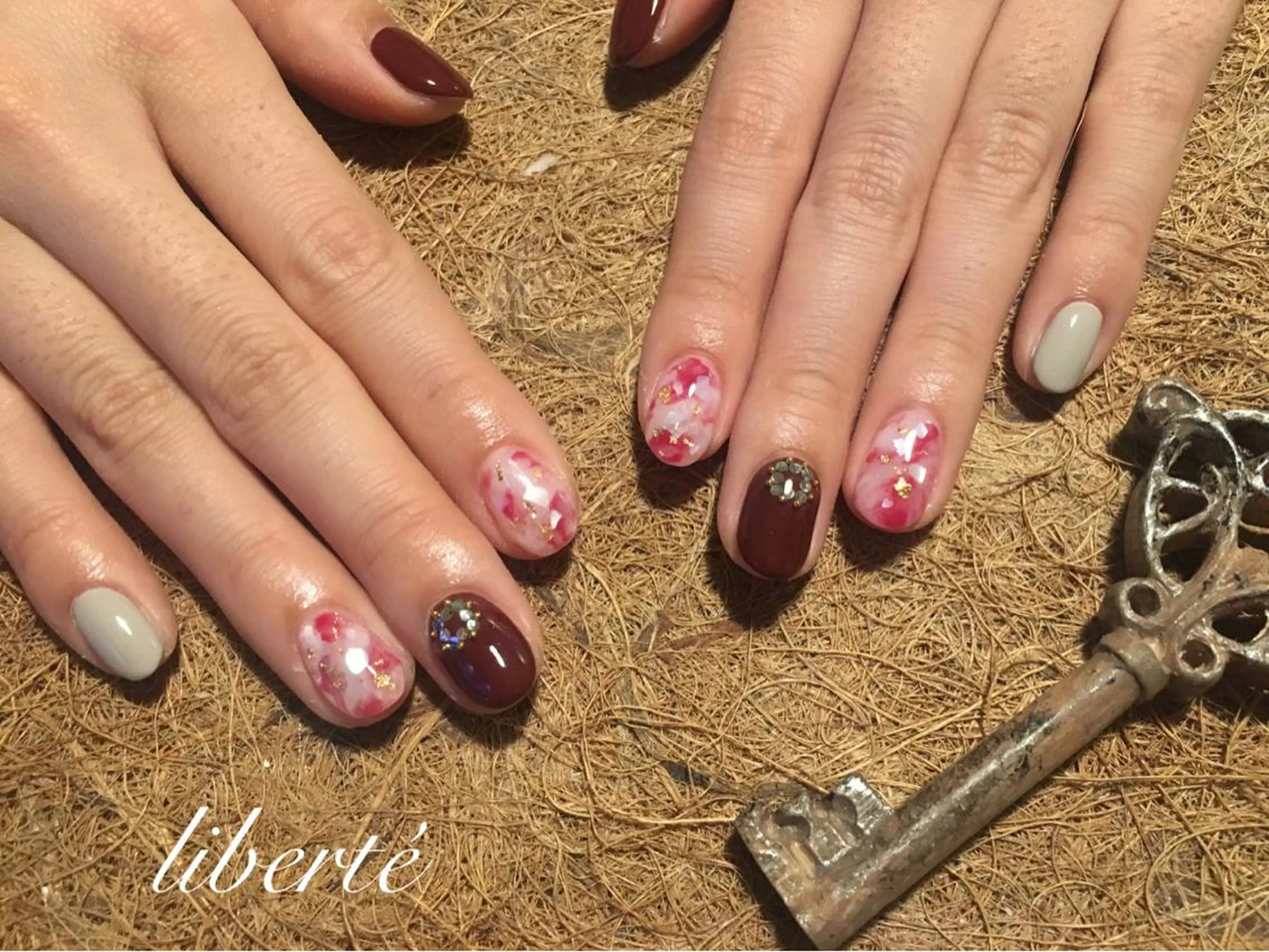 ネイル liberté (リベルテ)のネイルデザイン