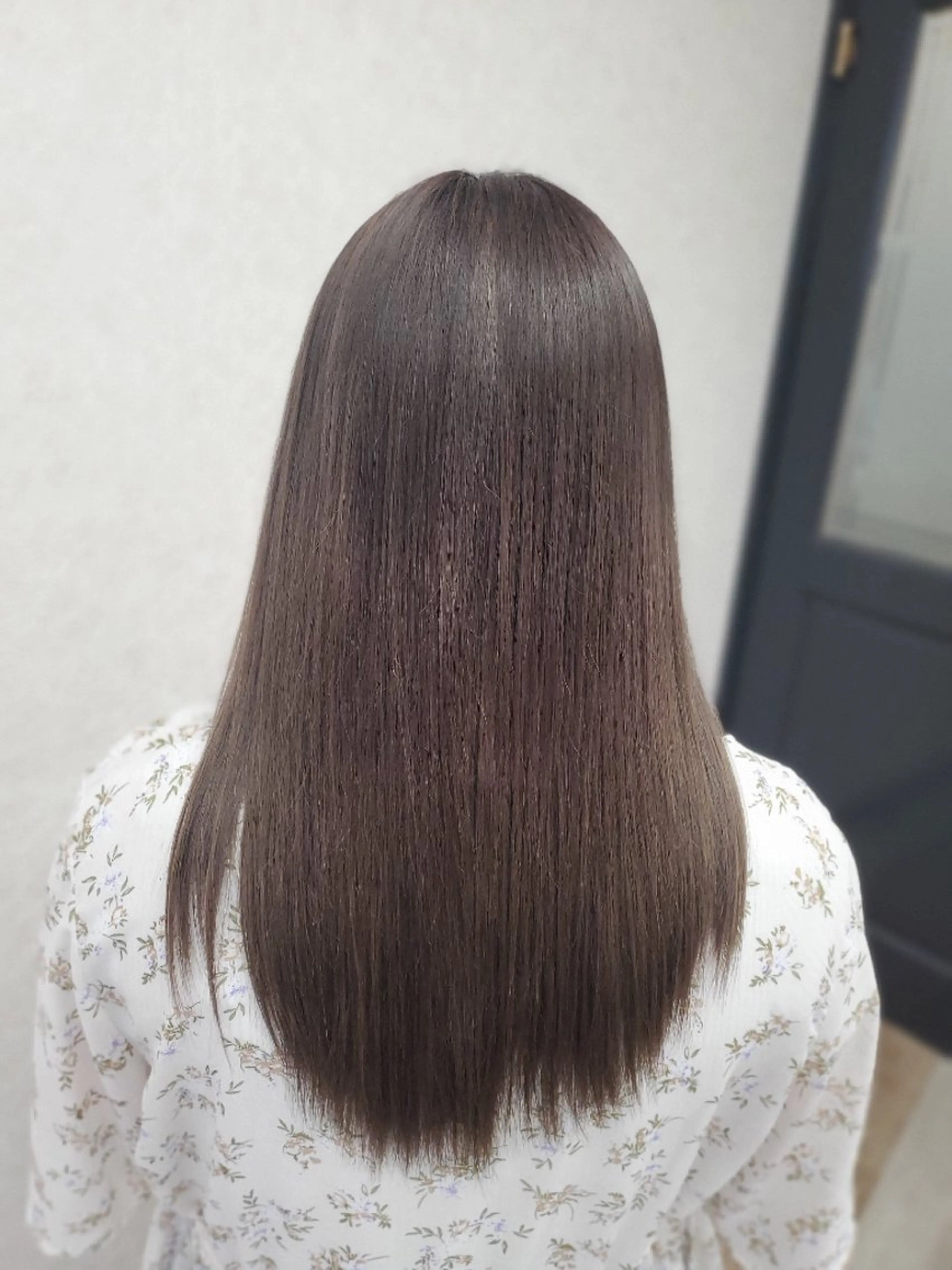 セミロング カラー ヘアカラー トリートメント Dr's Salon LAB所属・小島　崇義 ブリーチお任せ下さいのヘアスタイル