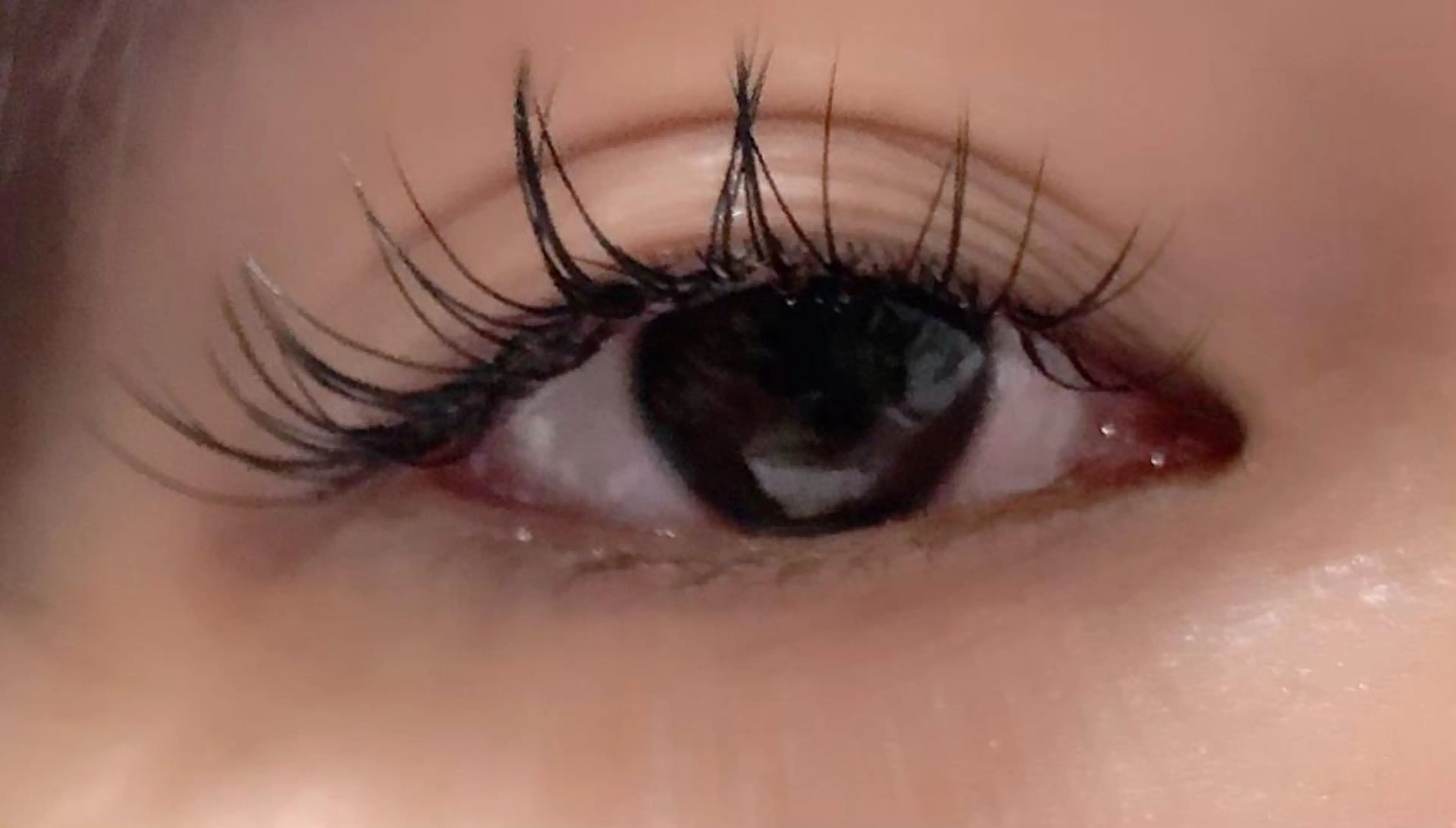 マツエク・マツパ 岡田詩織 MODE Ks松原店のヘアスタイル