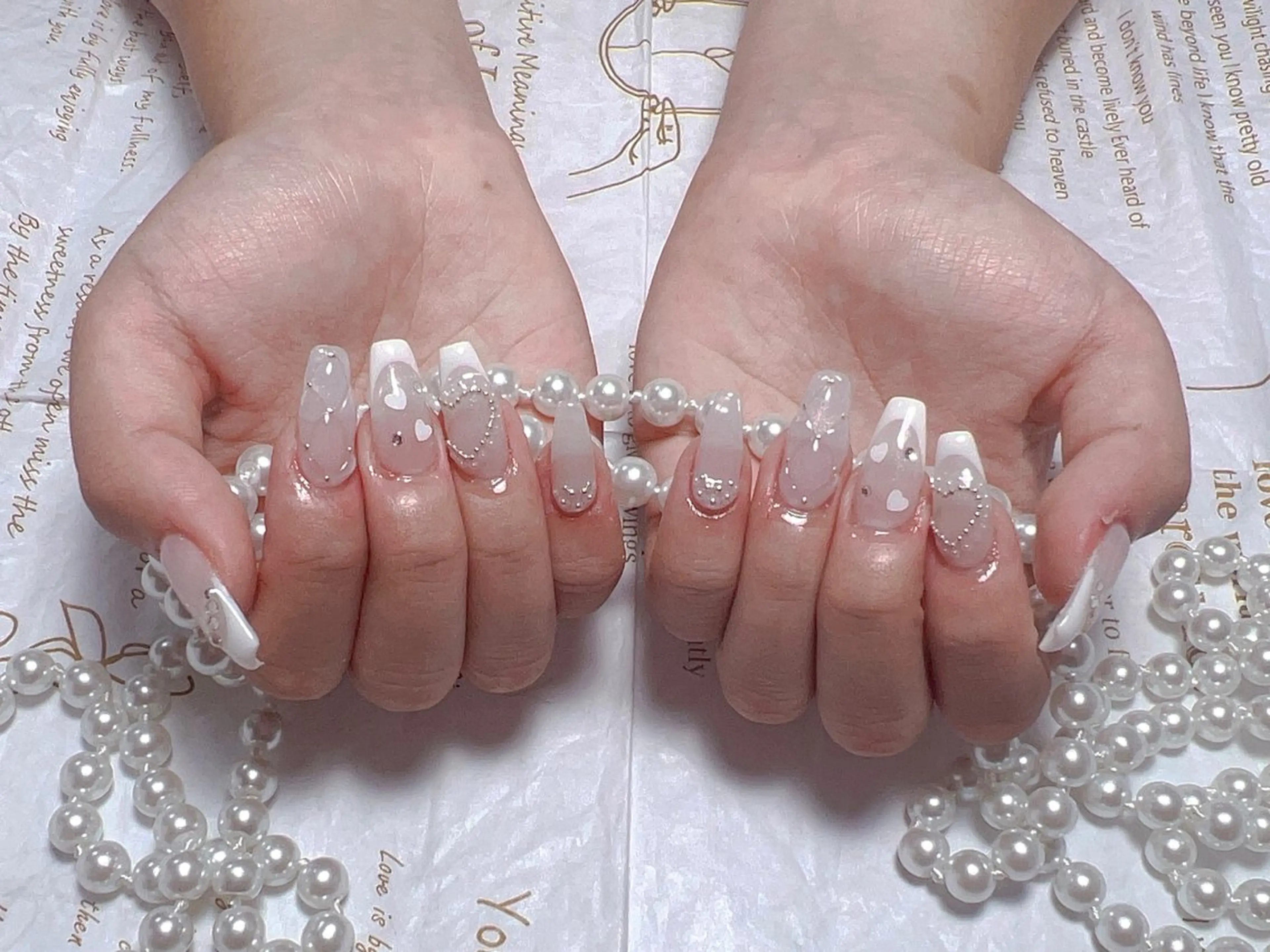 ミディアム ネイル ハンドネイル Yu na💖🎀のネイルデザイン