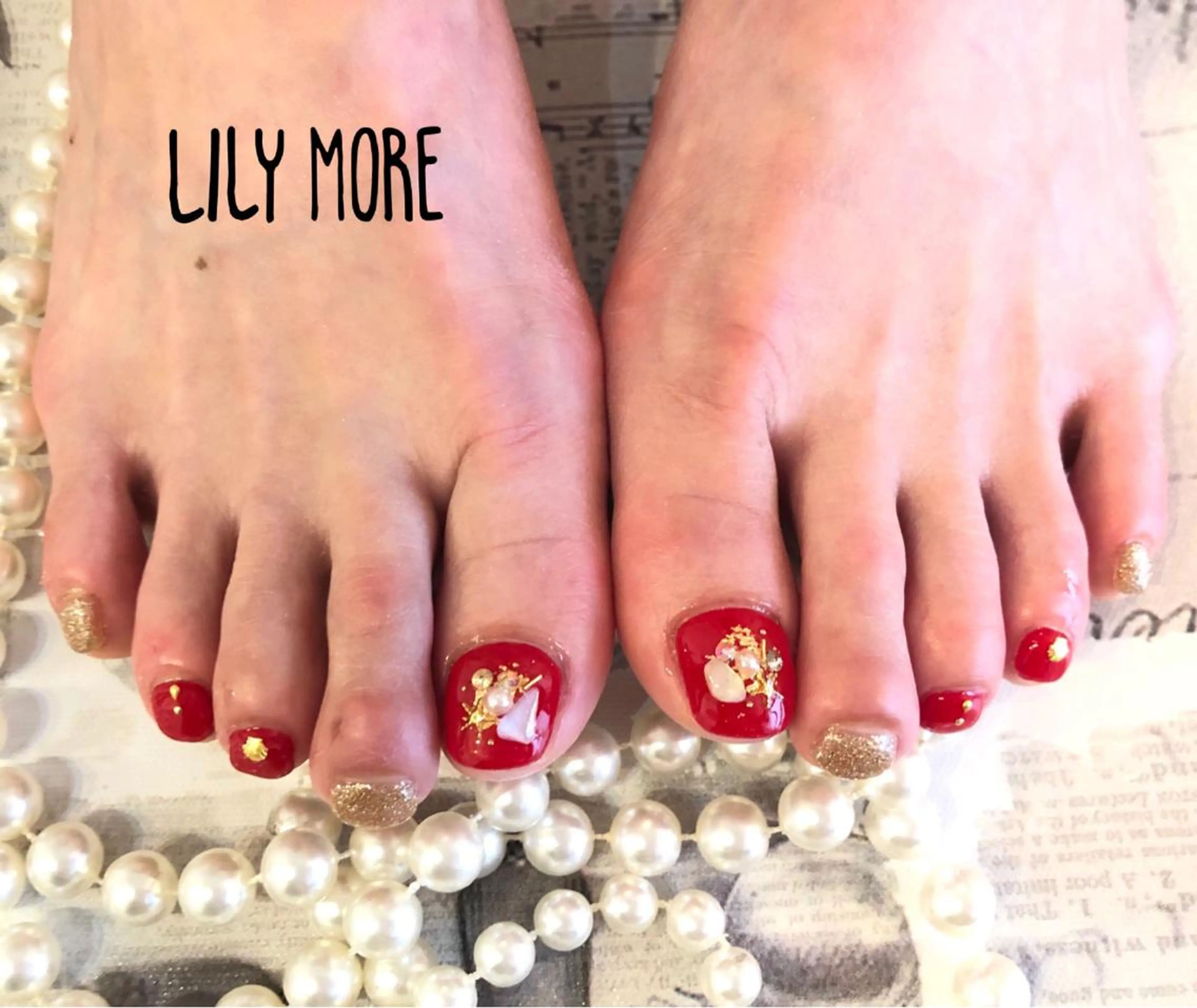 ネイル 赤色 Lily closetのネイルデザイン