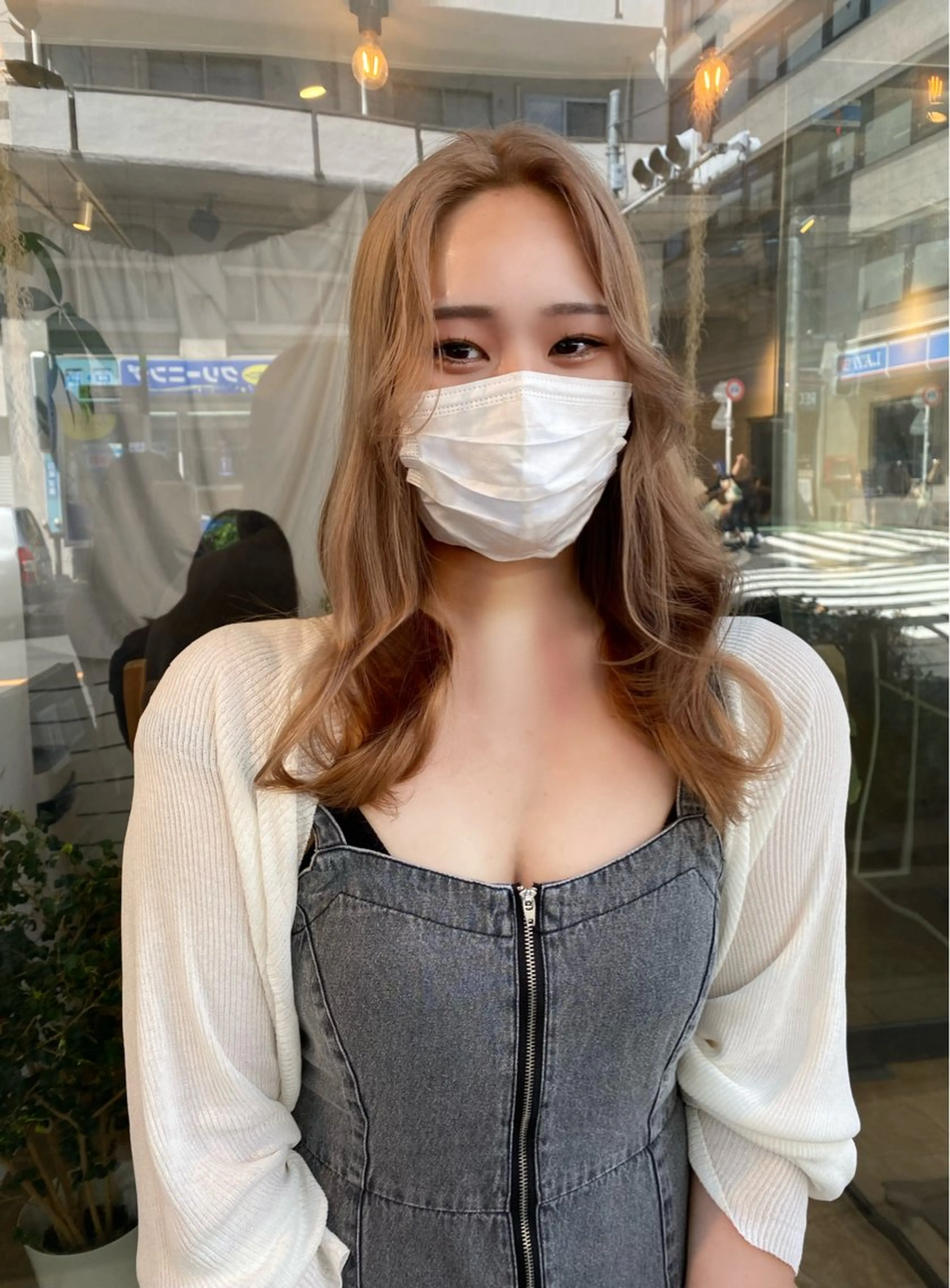 ミディアム カラー Joule銀座 石山あやのヘアスタイル