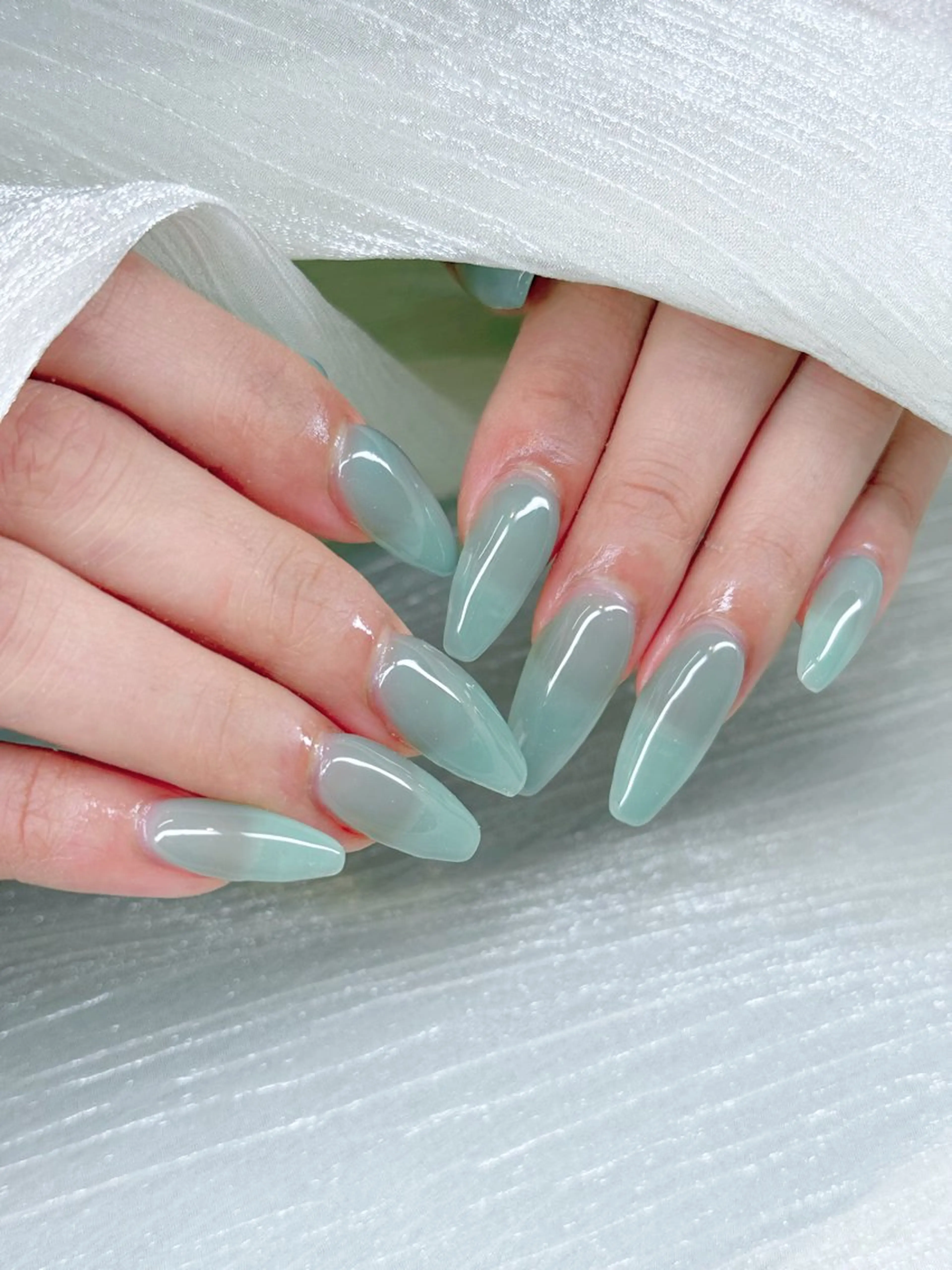 ネイル 長さ出し ワンカラーネイル ハンドネイル Agate miku🎀‧₊のネイルデザイン