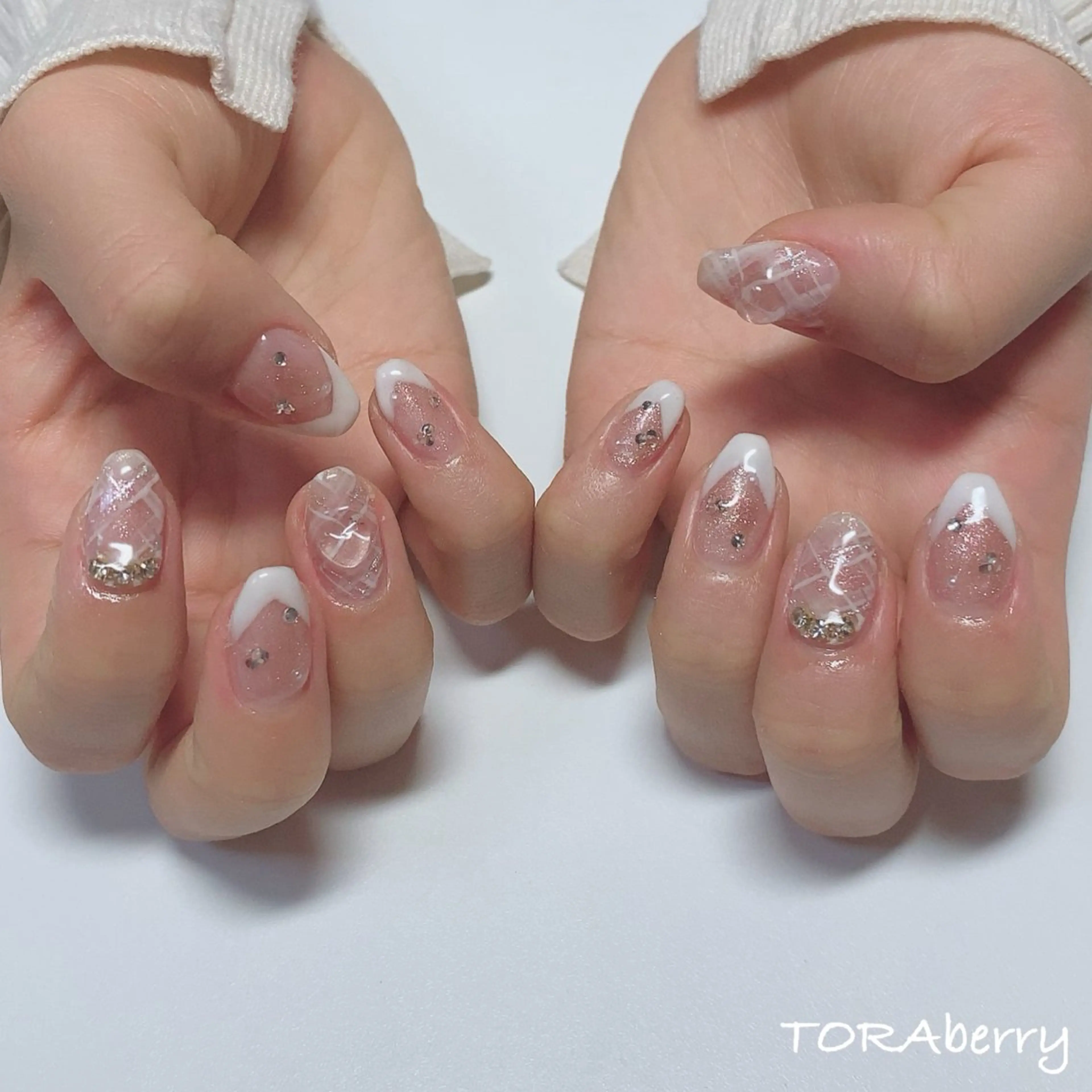 ネイル ハンドネイル ネイリスト なつみのネイルデザイン