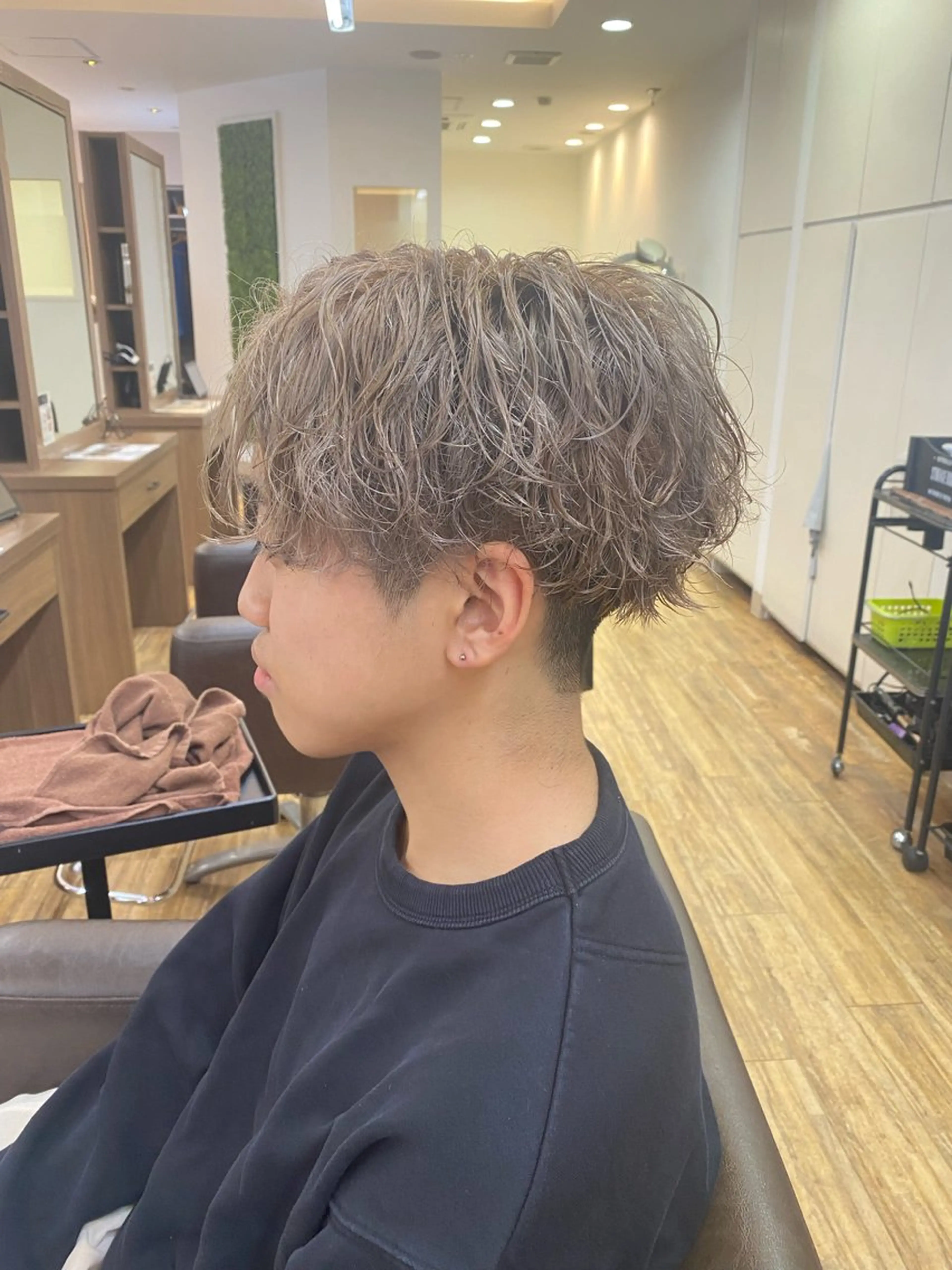 ショート カラー パーマ メンズ カット ヘアカラー パーマ メンズパーマの巨匠 鈴木純のヘアスタイル