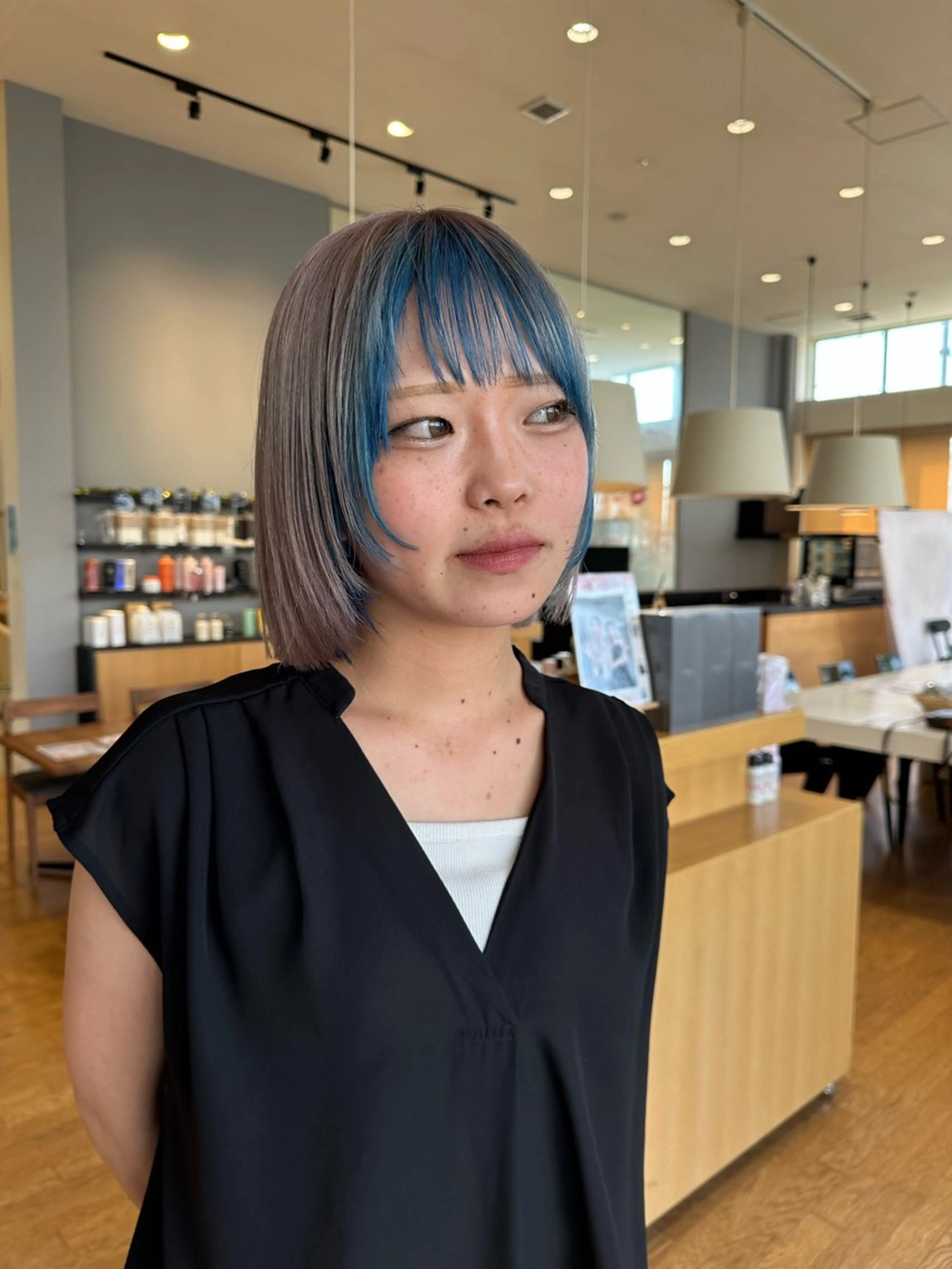 ショート 切りっぱなしボブ ボブ 顔周りカット レイヤーカット 松浦 涼雅のヘアスタイル