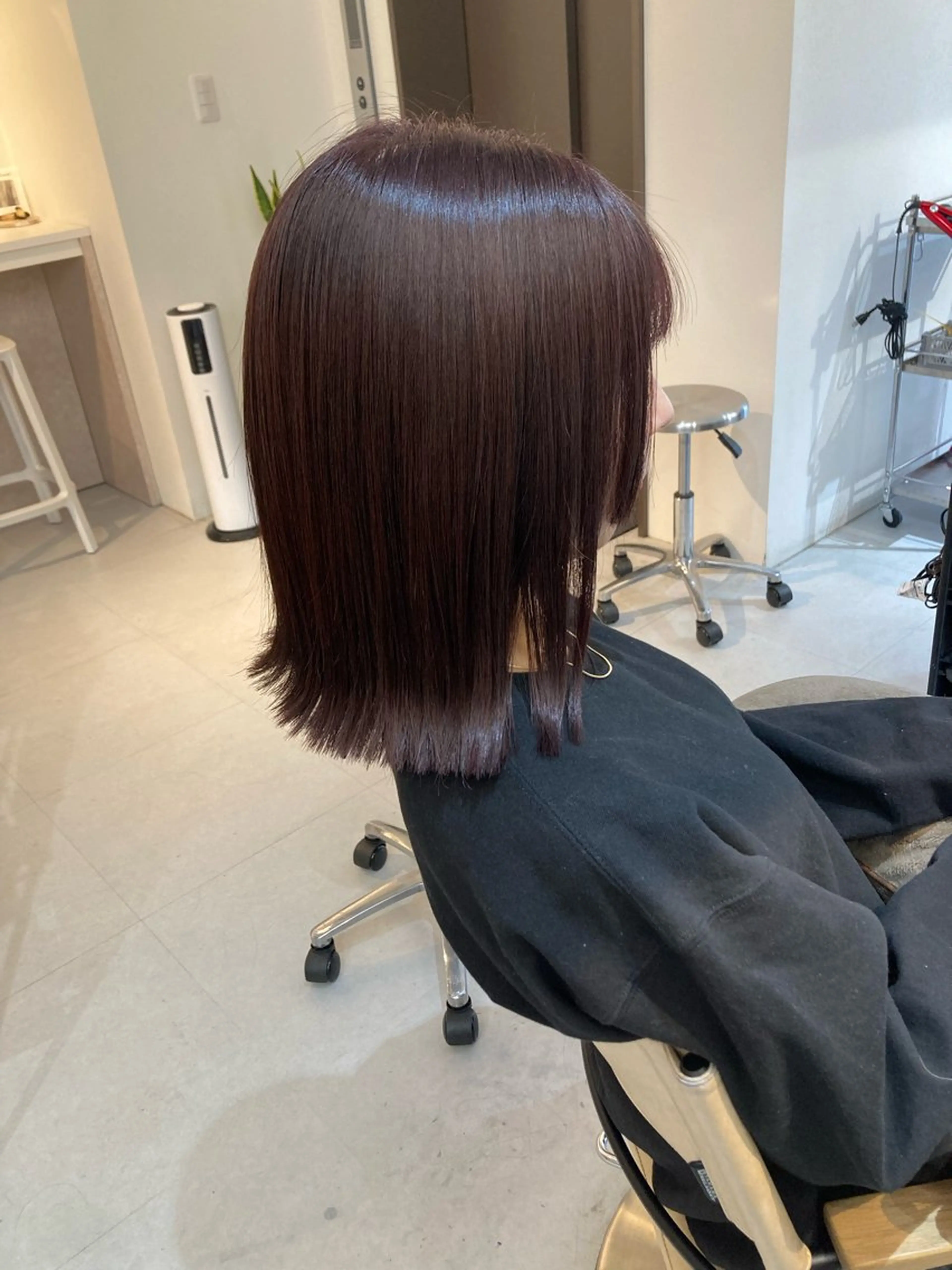 ミディアム ✨色持ちの良い艶 カラー✨蟹江真世のヘアスタイル