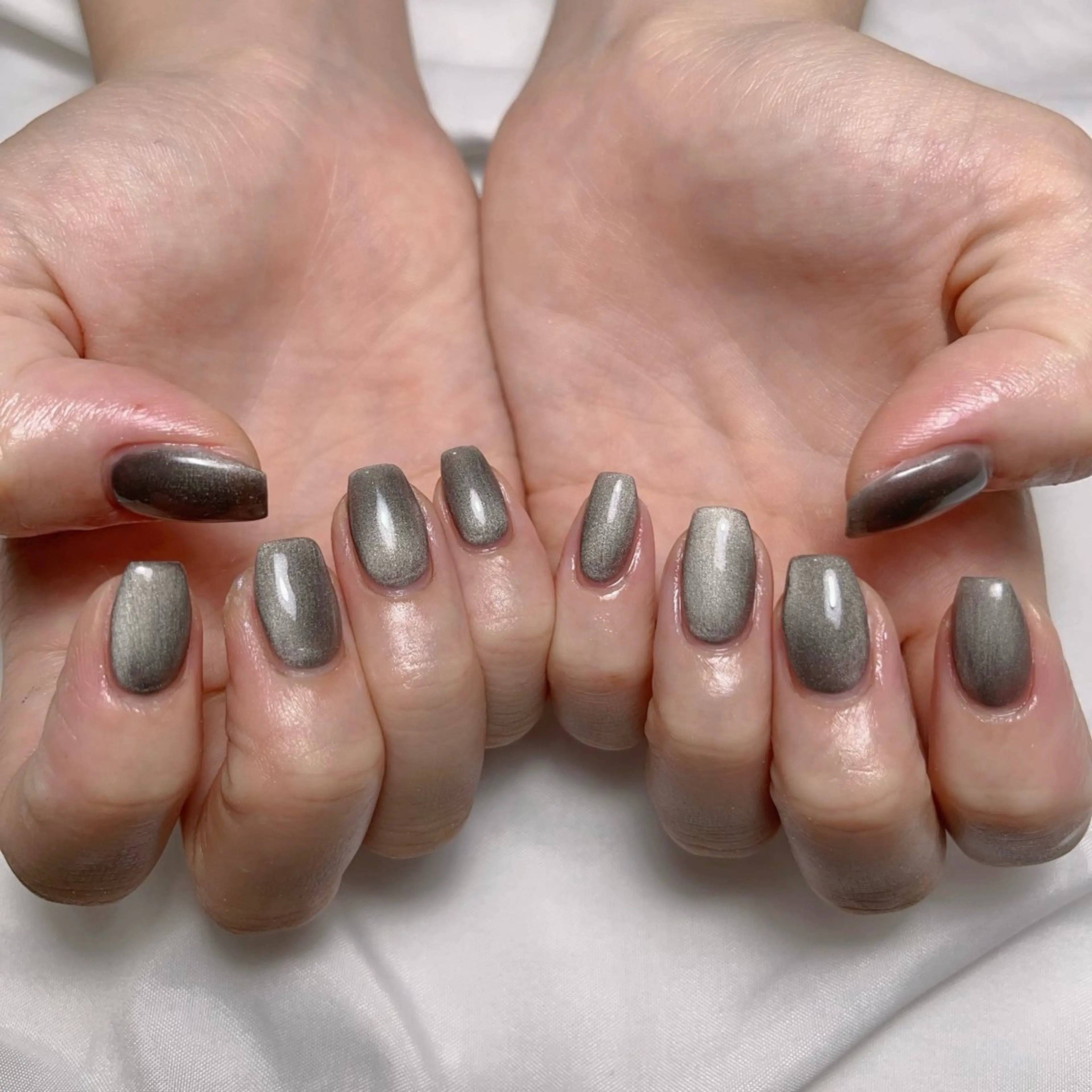 ネイル アートネイル フレンチネイル ジェルネイル グラデーション 韓国ネイル ハンドネイル 💕鈴木ユリ パラジェル/オフ無料のネイルデザイン