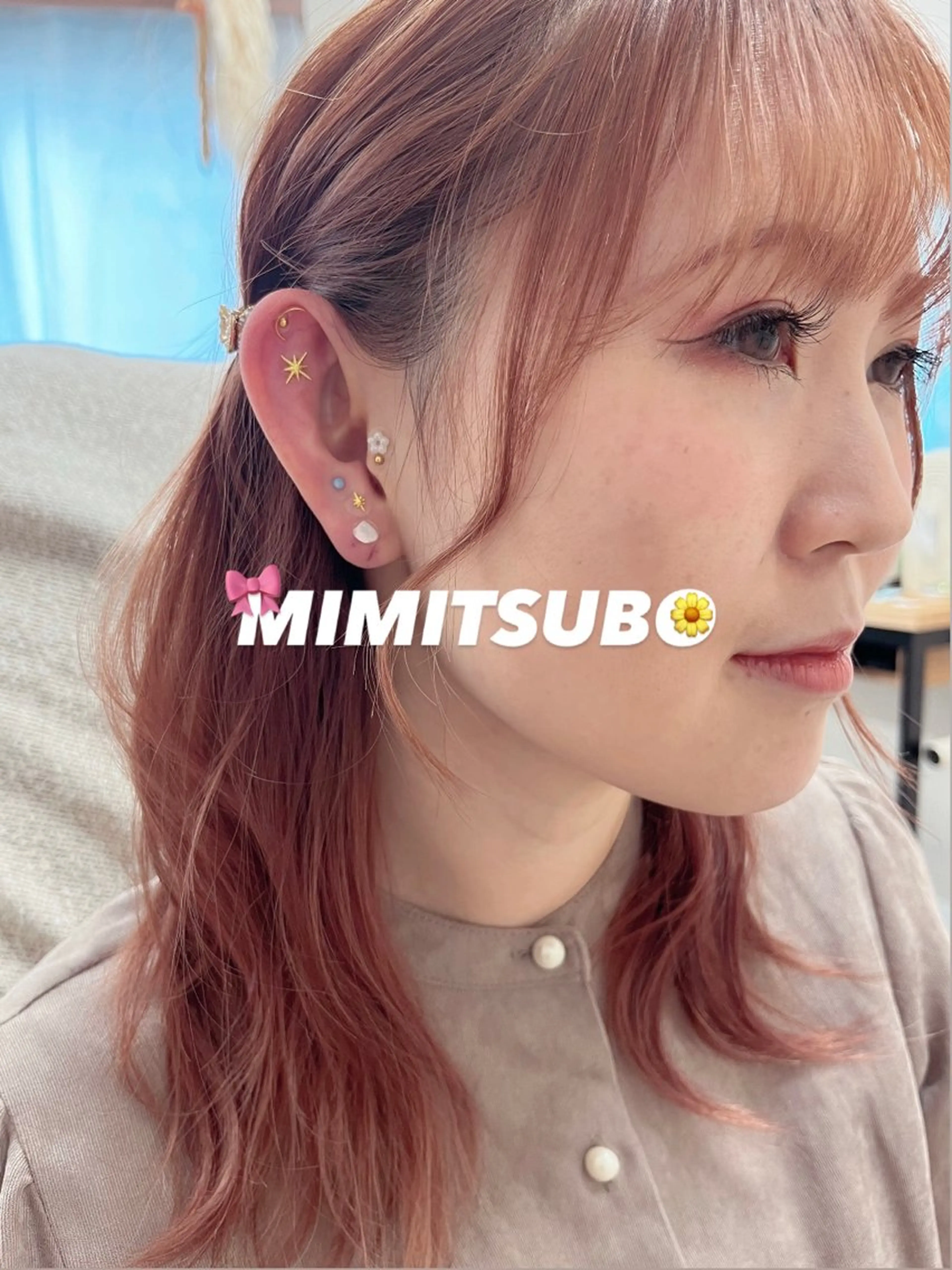 前髪カット×耳つぼジュエリーの写真