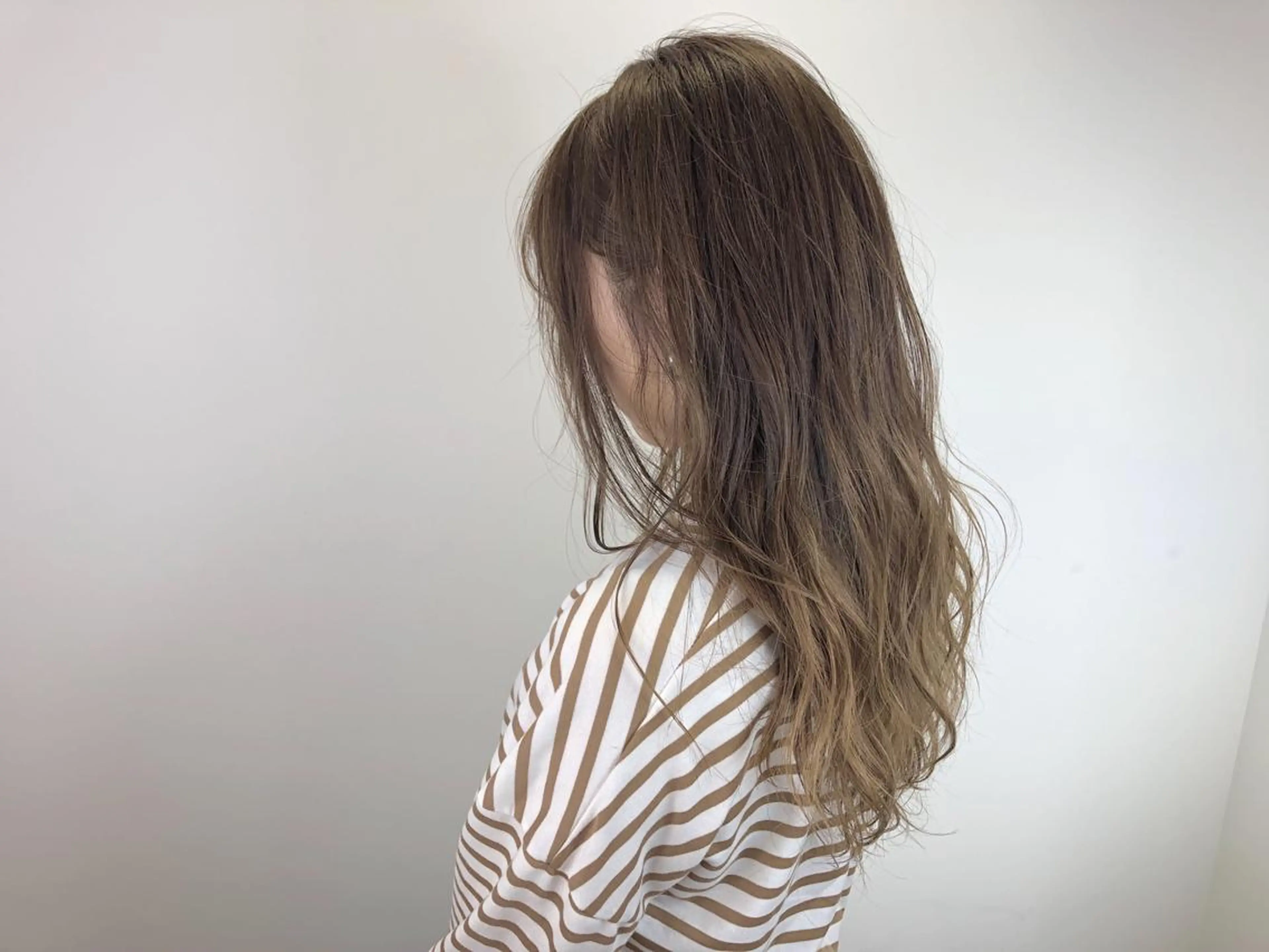 ロング 関 京磨のヘアスタイル