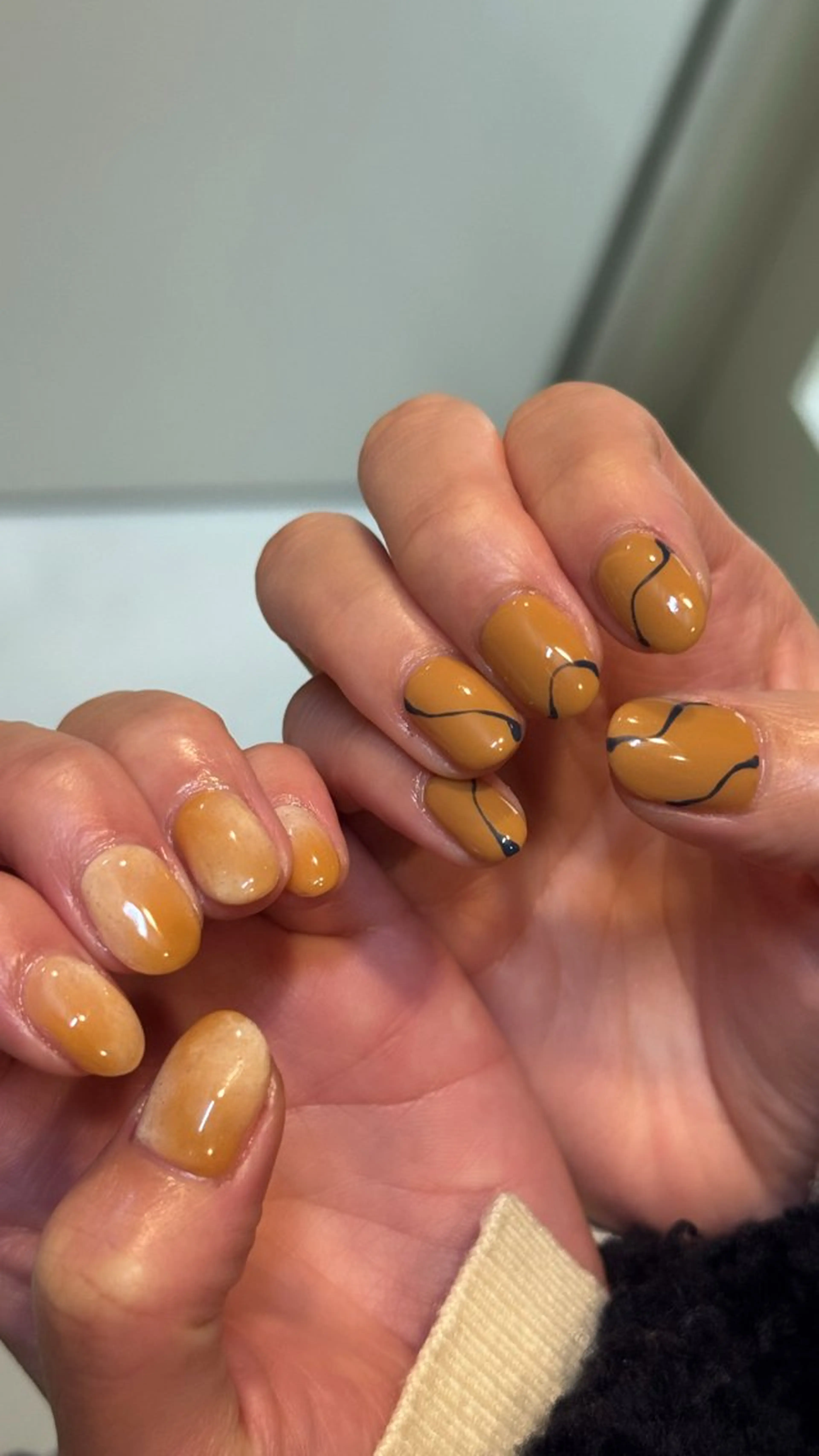 ネイル アートネイル ニュアンスネイル ハンドネイル 五百路 蛍来のネイルデザイン