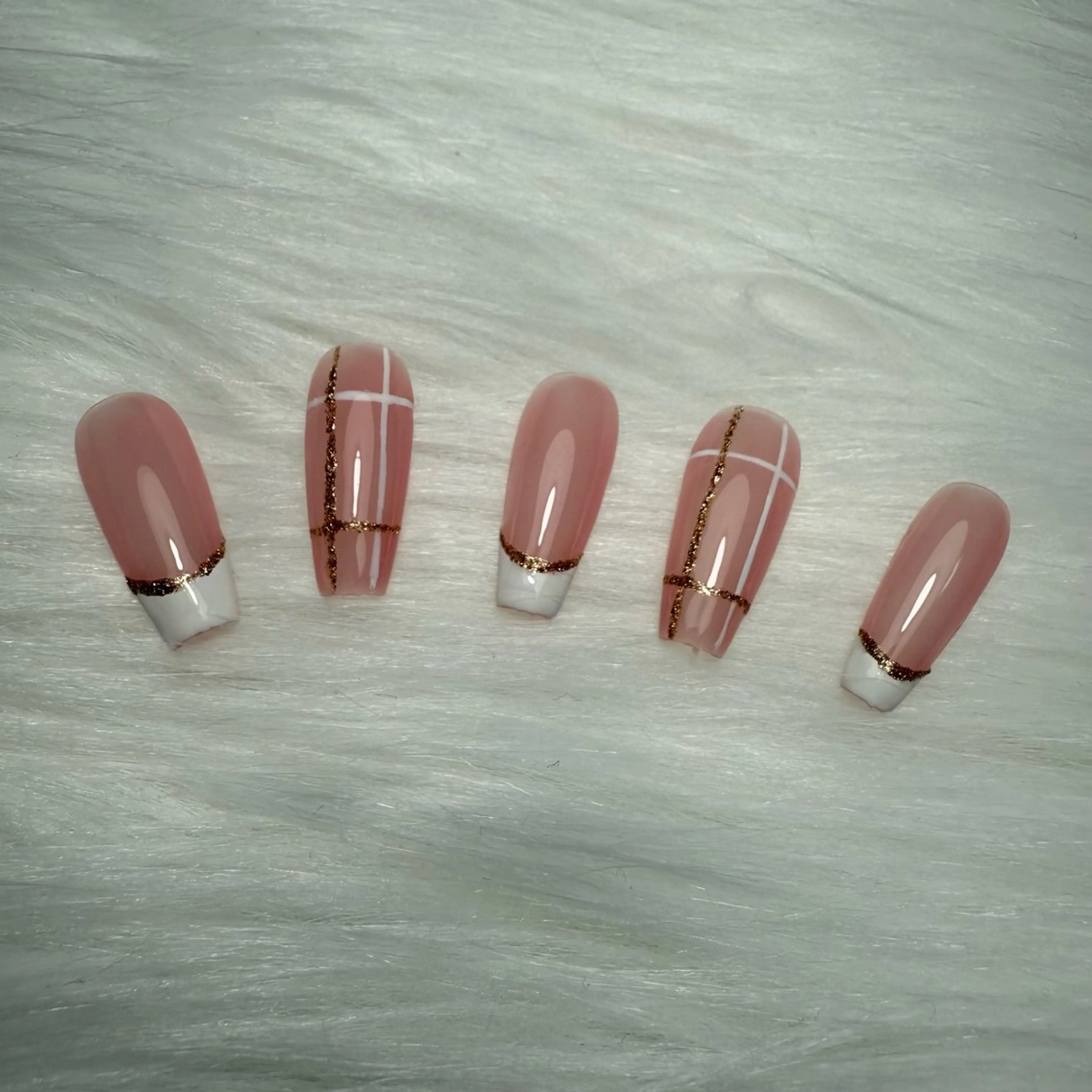 ネイル シンプルネイル Rosie Nail サロン南越谷のネイルデザイン