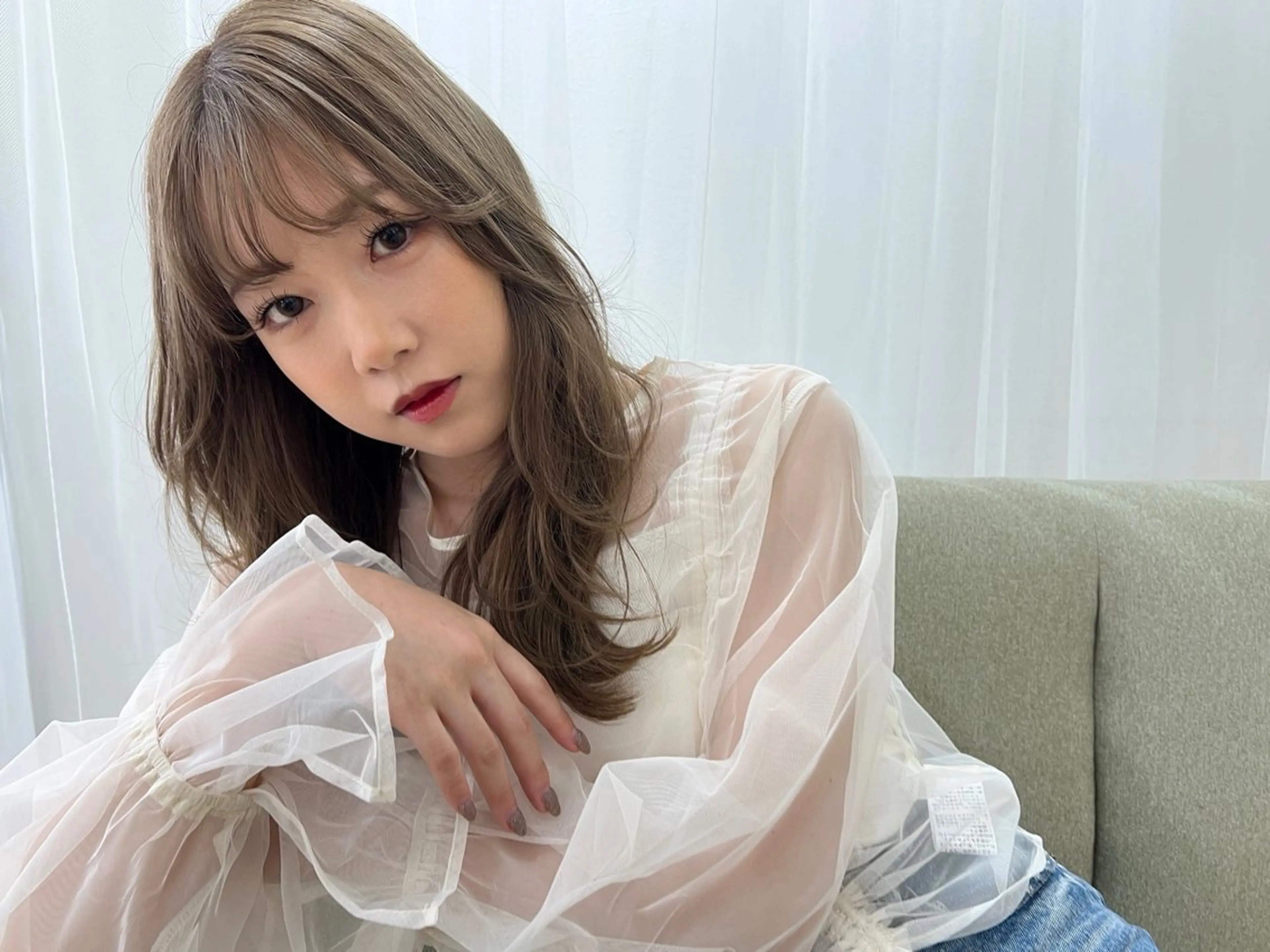 ミディアム scena所属・秋山 勝陽のヘアスタイル