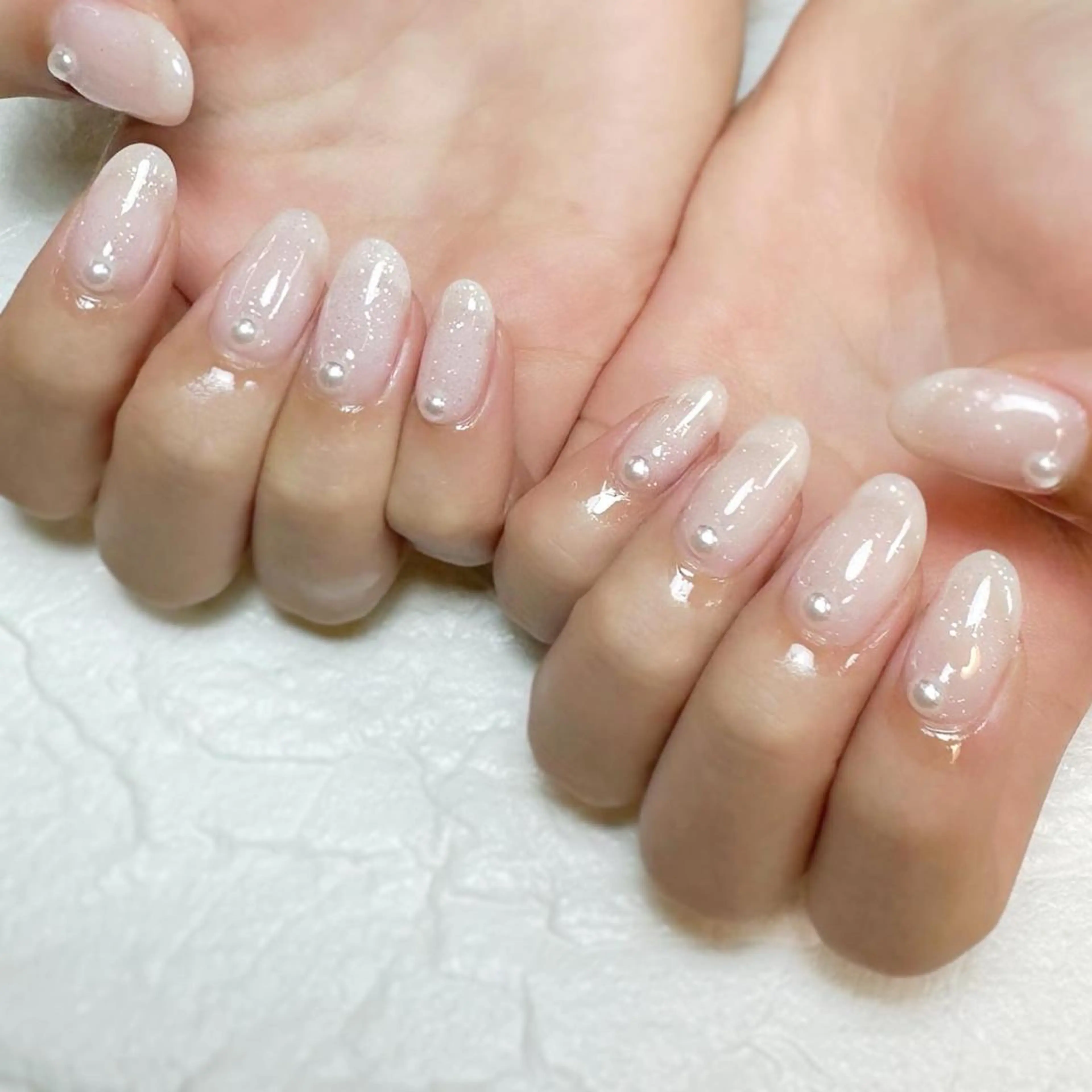 ネイル ラメ(グリッター) ホワイト ハンドネイル Nail ameria megu所属・ameria meguのネイルデザイン