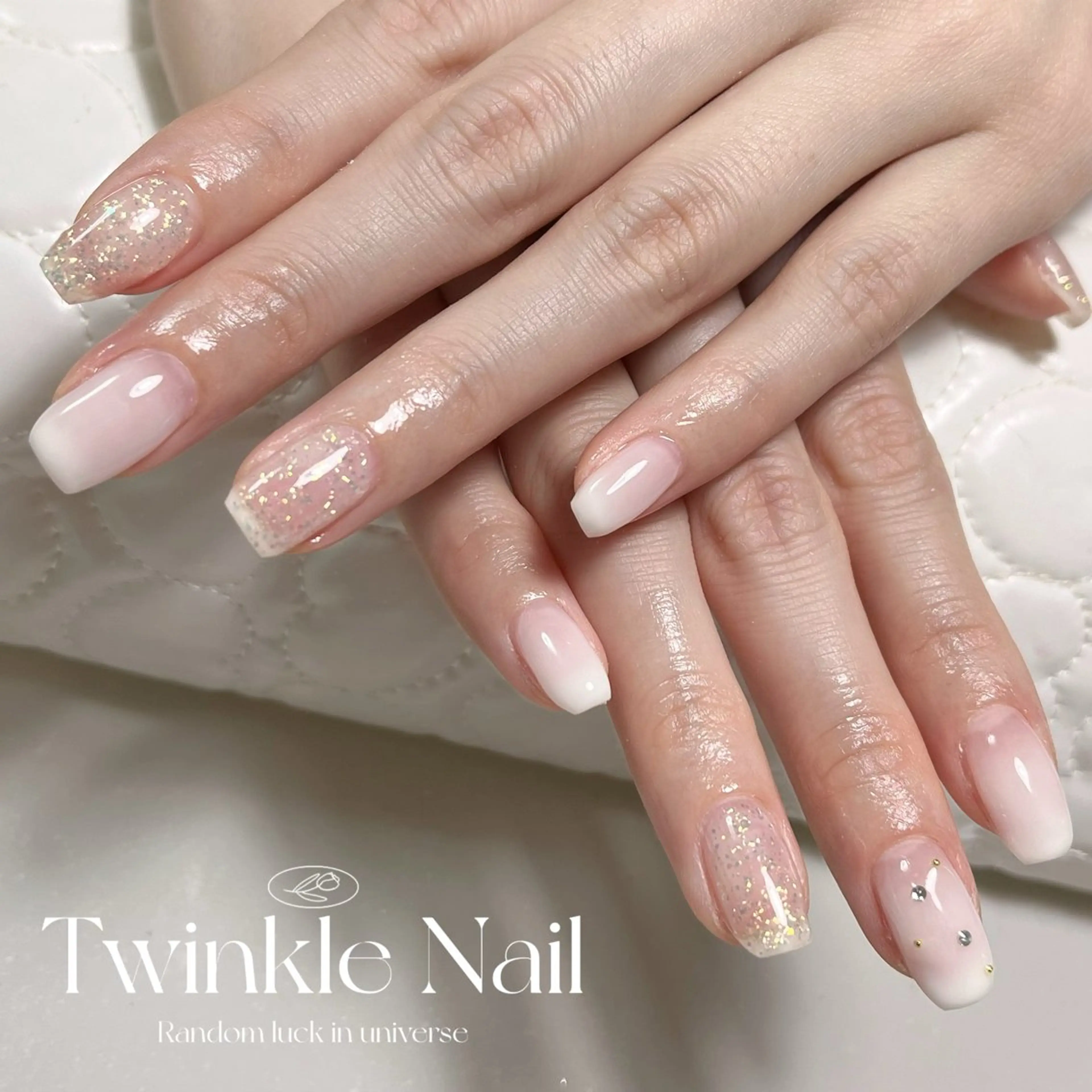 ネイル グラデーション キラキラネイル シンプルネイル Twinkle Nail Kuboのネイルデザイン