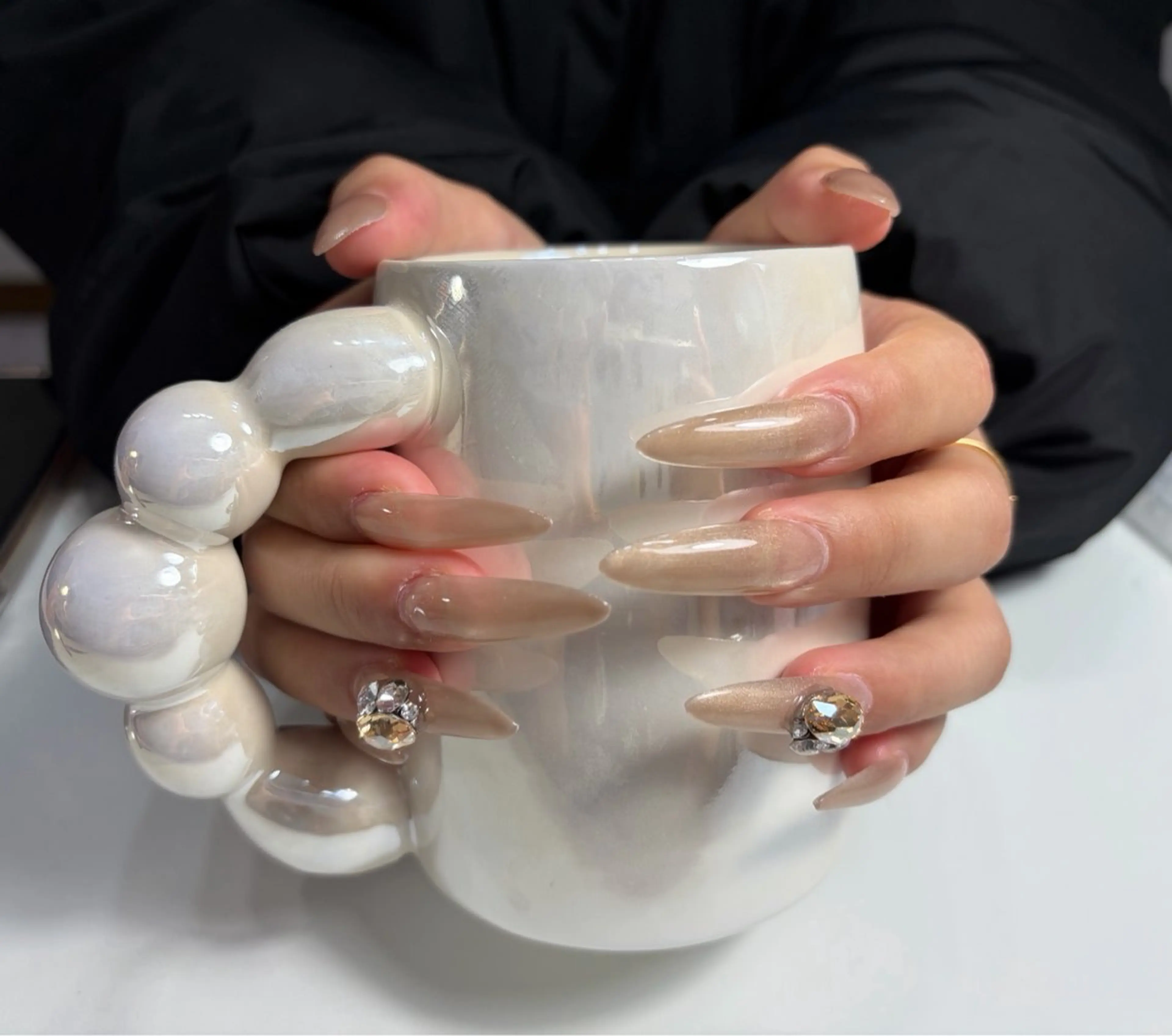 人気マグネットワンカラ【可愛いパーツ 2個付き】オフ込みの写真