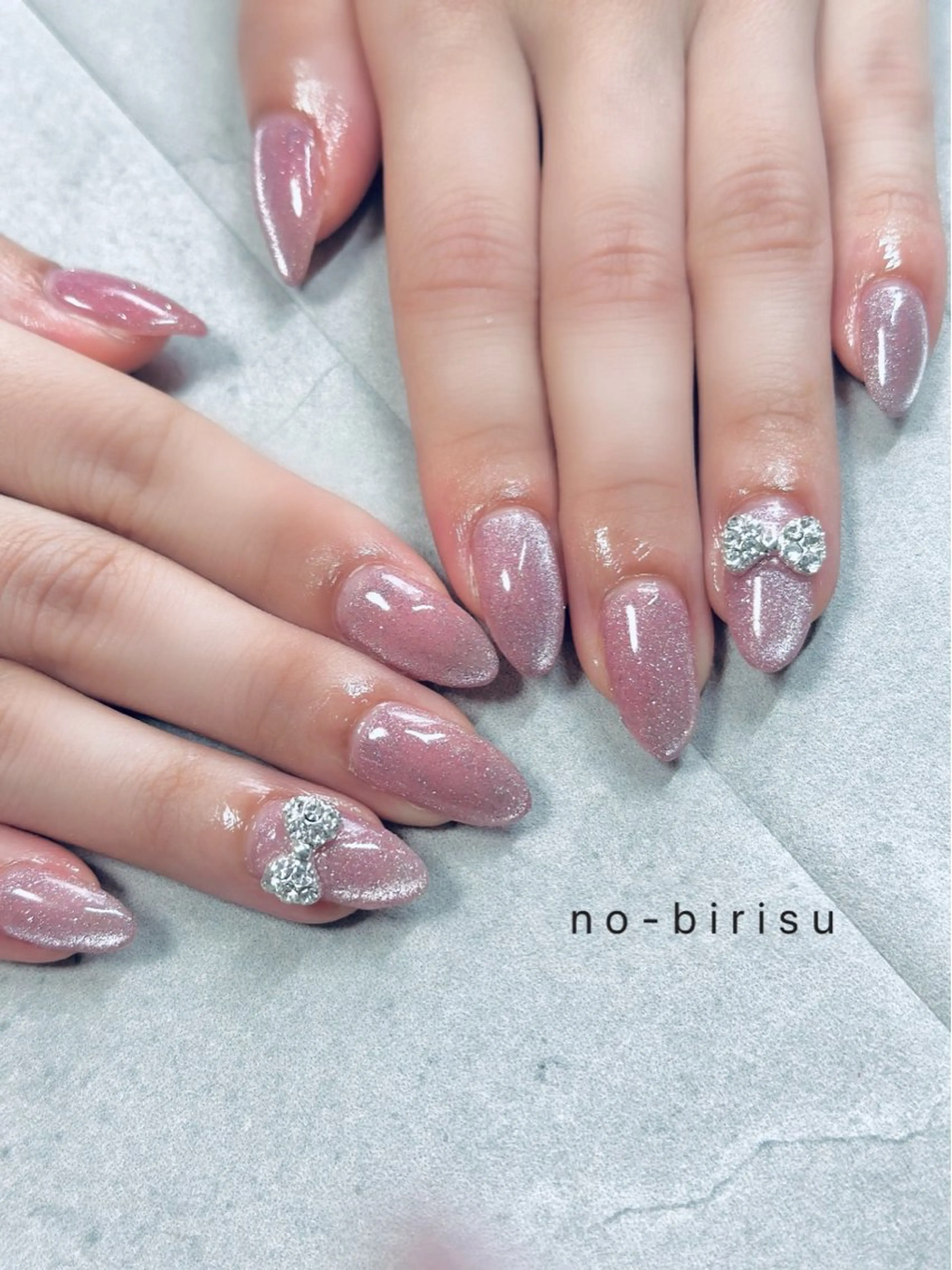 ネイル マグネットネイル ハンドネイル no-birisu nailのネイルデザイン