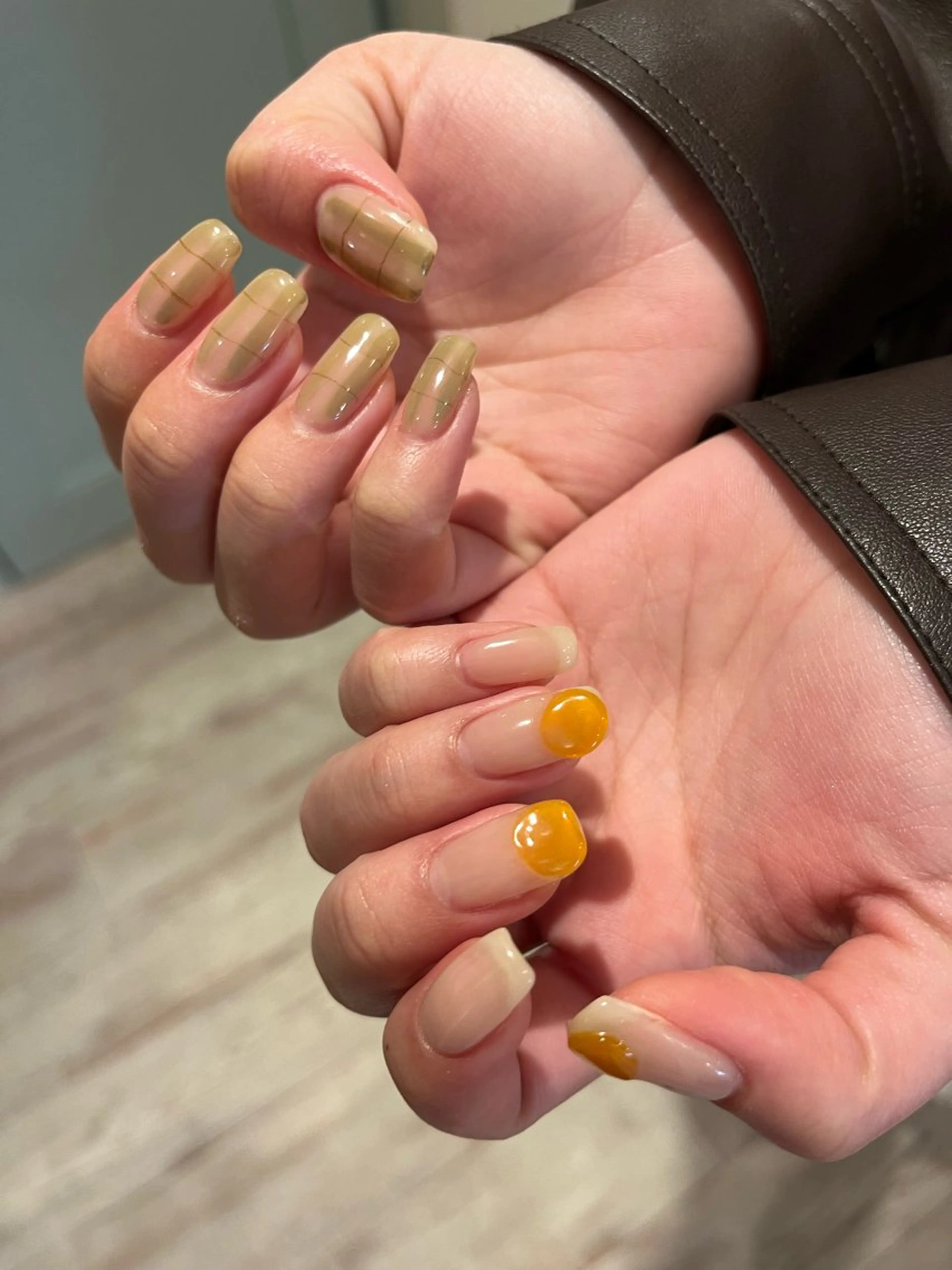 ネイル ハンドネイル une／YUKINA 🫧大人nuanceのネイルデザイン