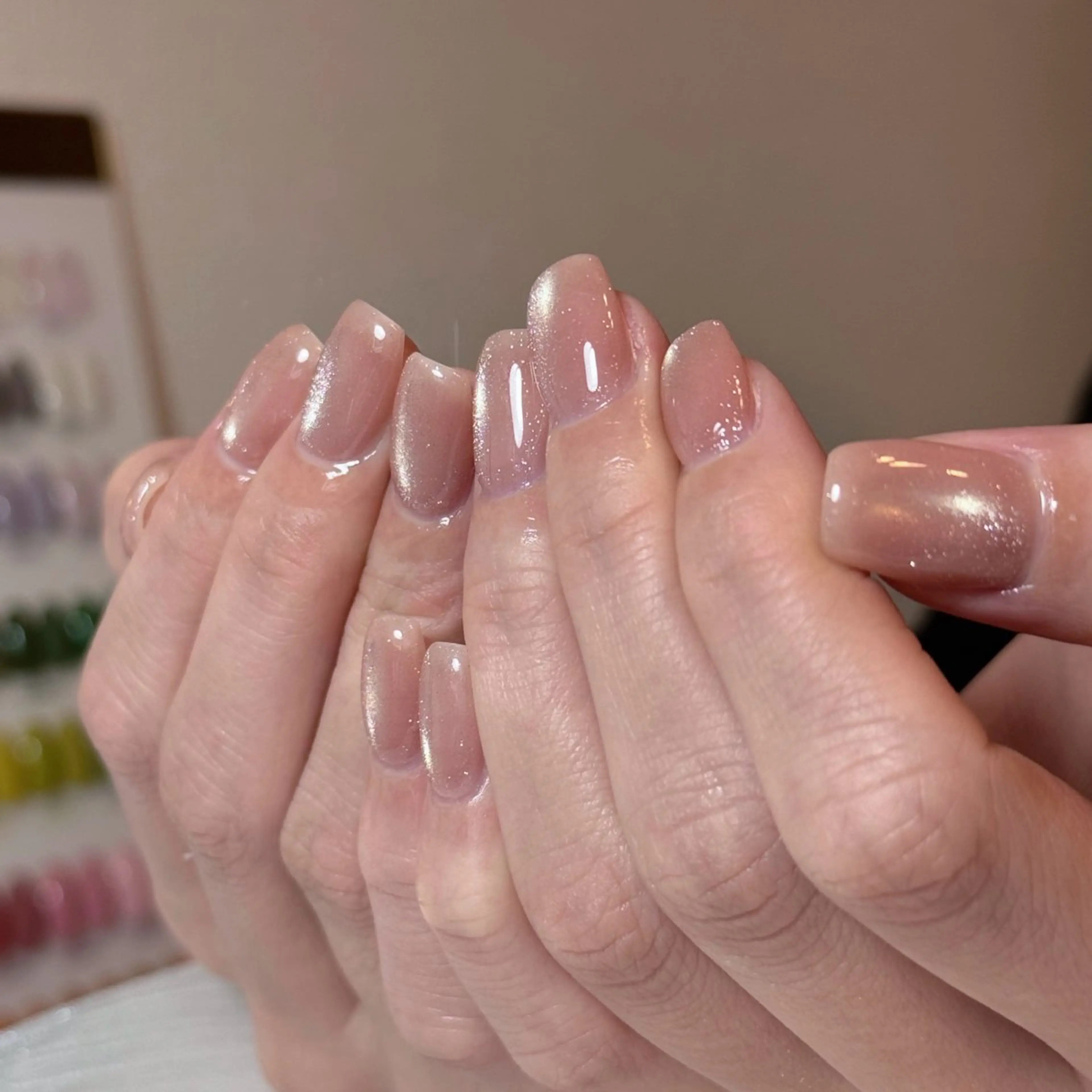 ネイル フラッシュネイル フレンチネイル キラキラネイル 韓国ネイル ラメ(グリッター) ハンドネイル ハンドケア Amy Nail所属・Amy Nailのネイルデザイン